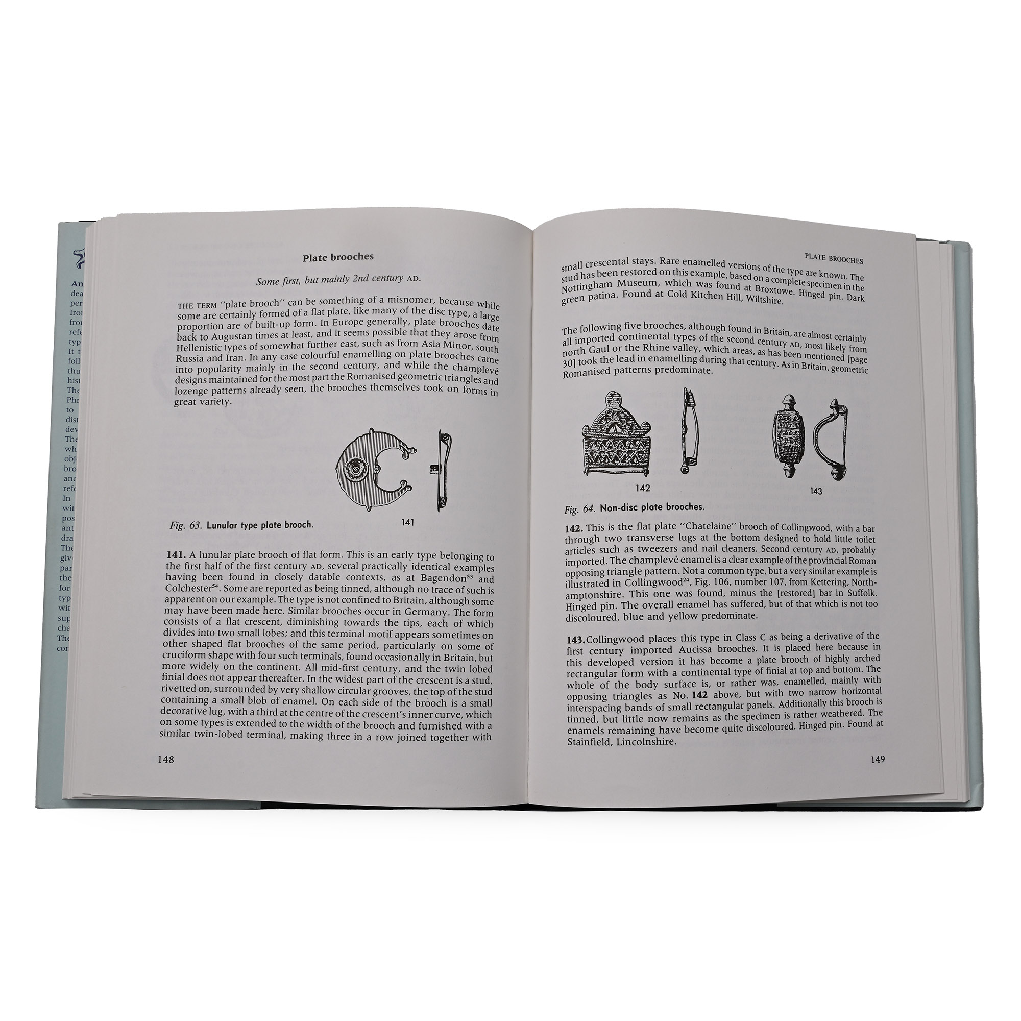 Ancient and Romano-British Brooches by Richard Hattatt