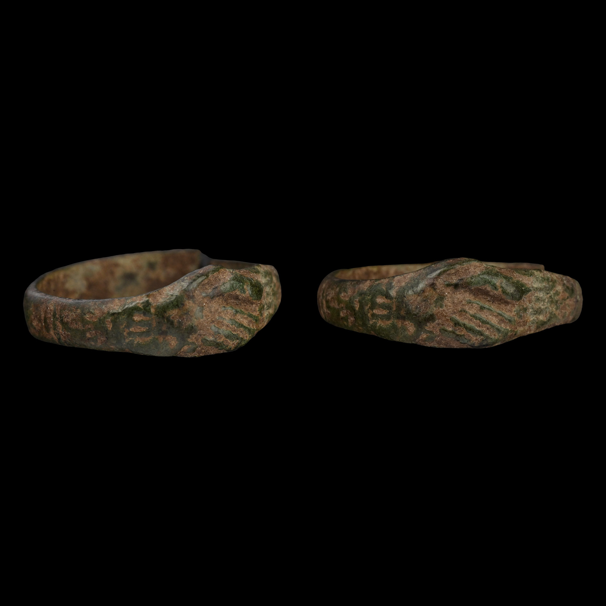 Tudor Period Bronze Ring with Clasped Hands