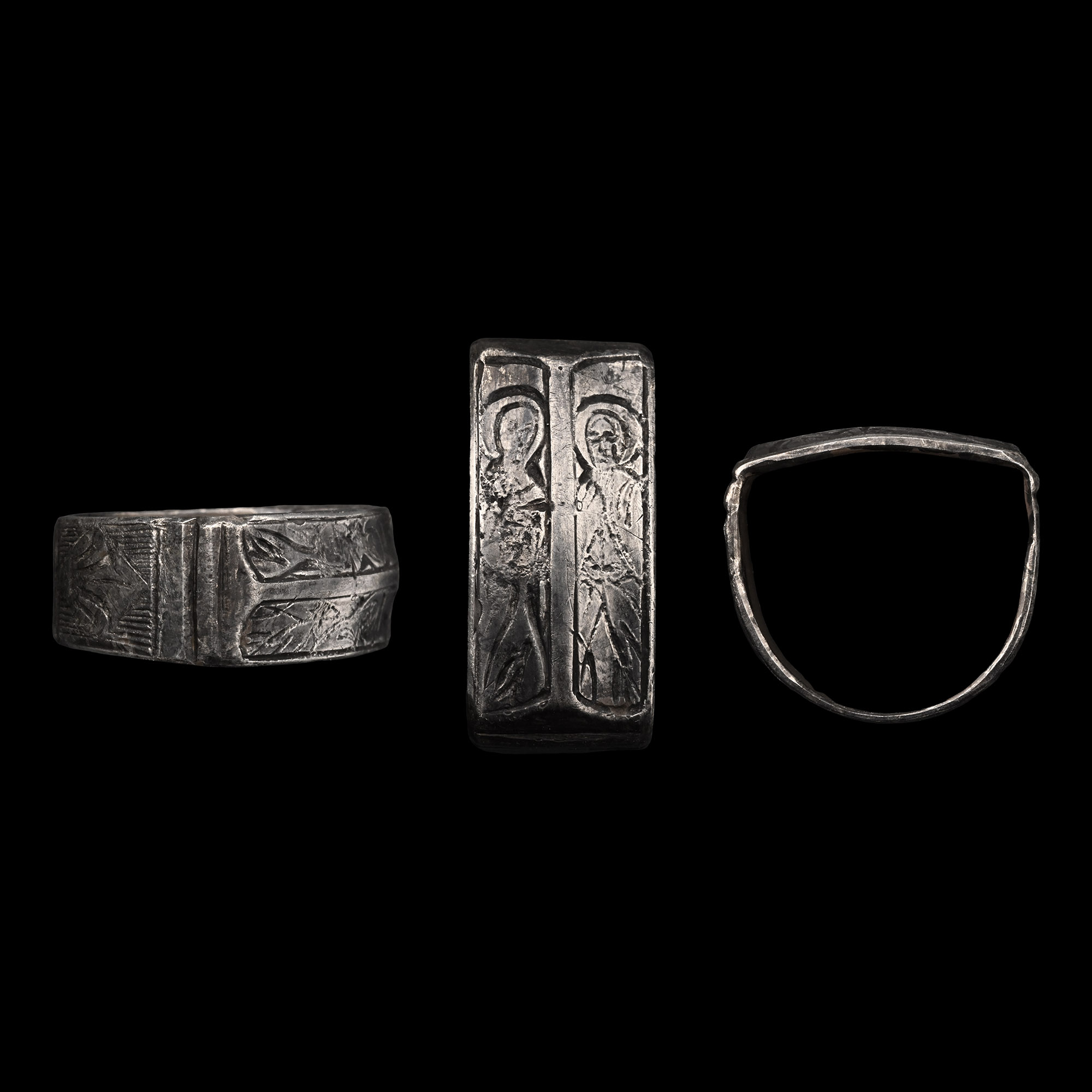 Tudor Silver Iconographic Ring with Saints