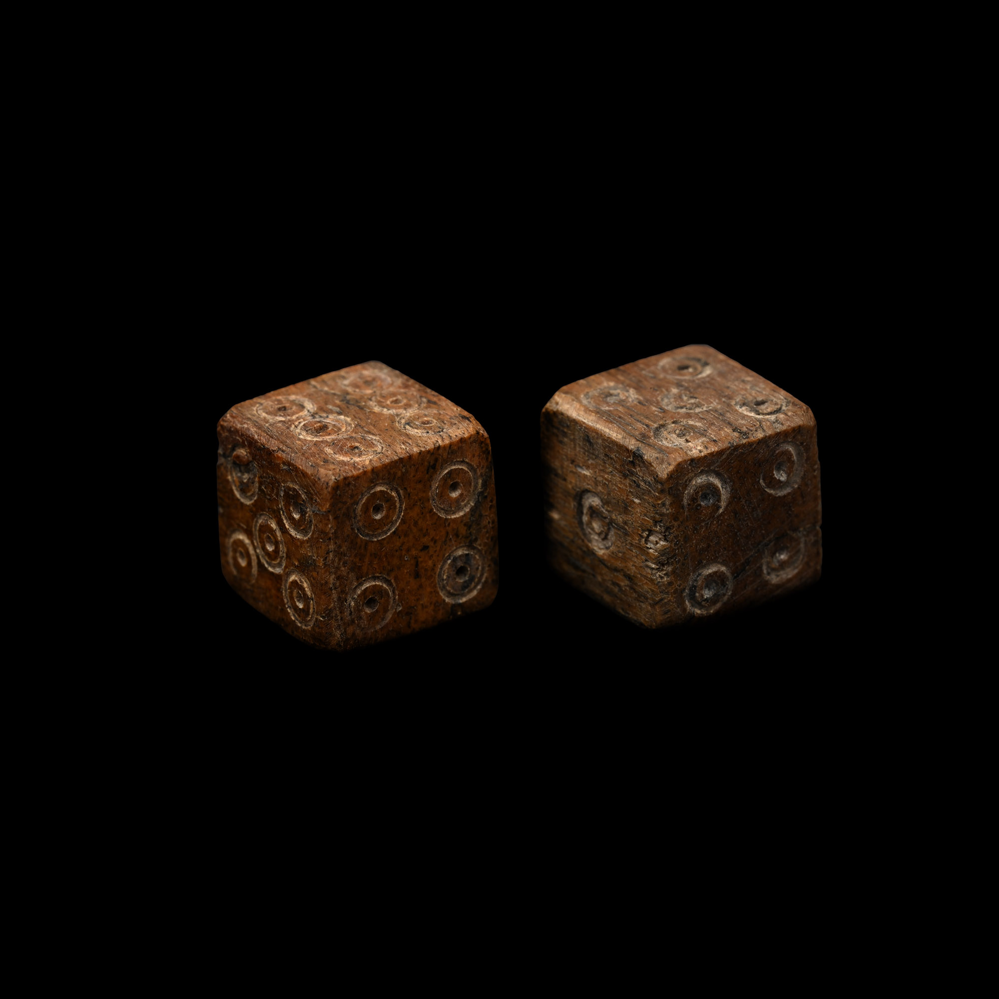 Roman Bone Gaming Dice Pair