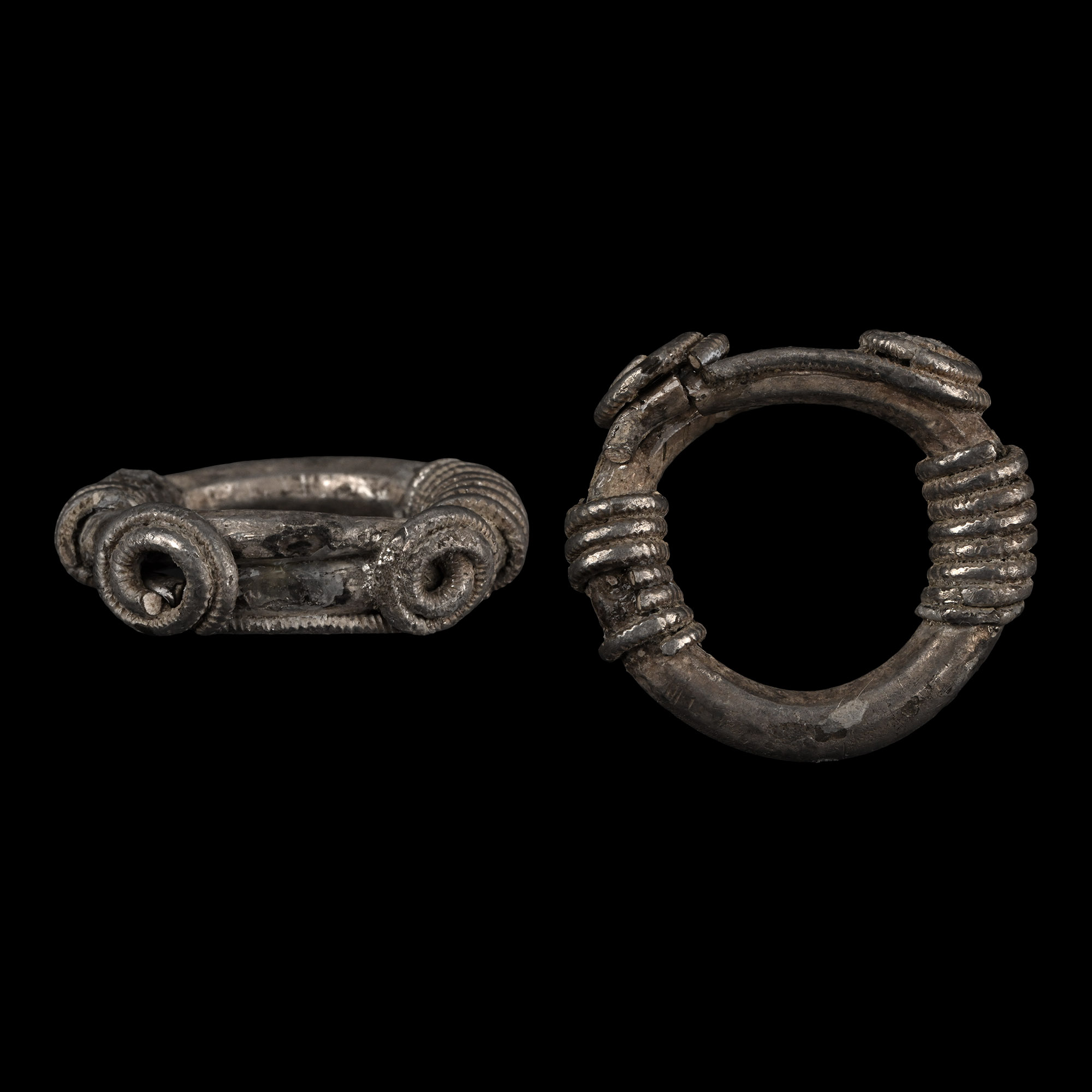 Celtic Silver Ring with Coiled Bezel