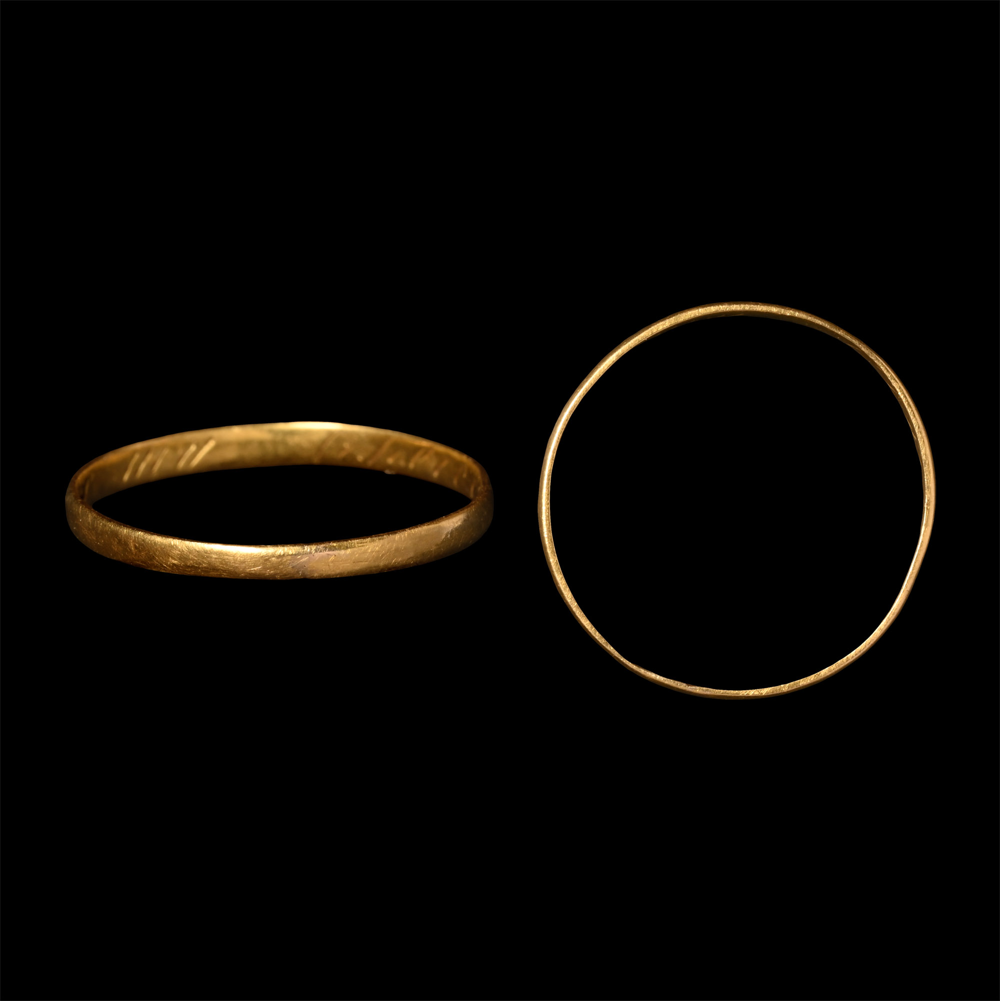 Post Medieval 'I Like My Choice' Gold Posy Ring