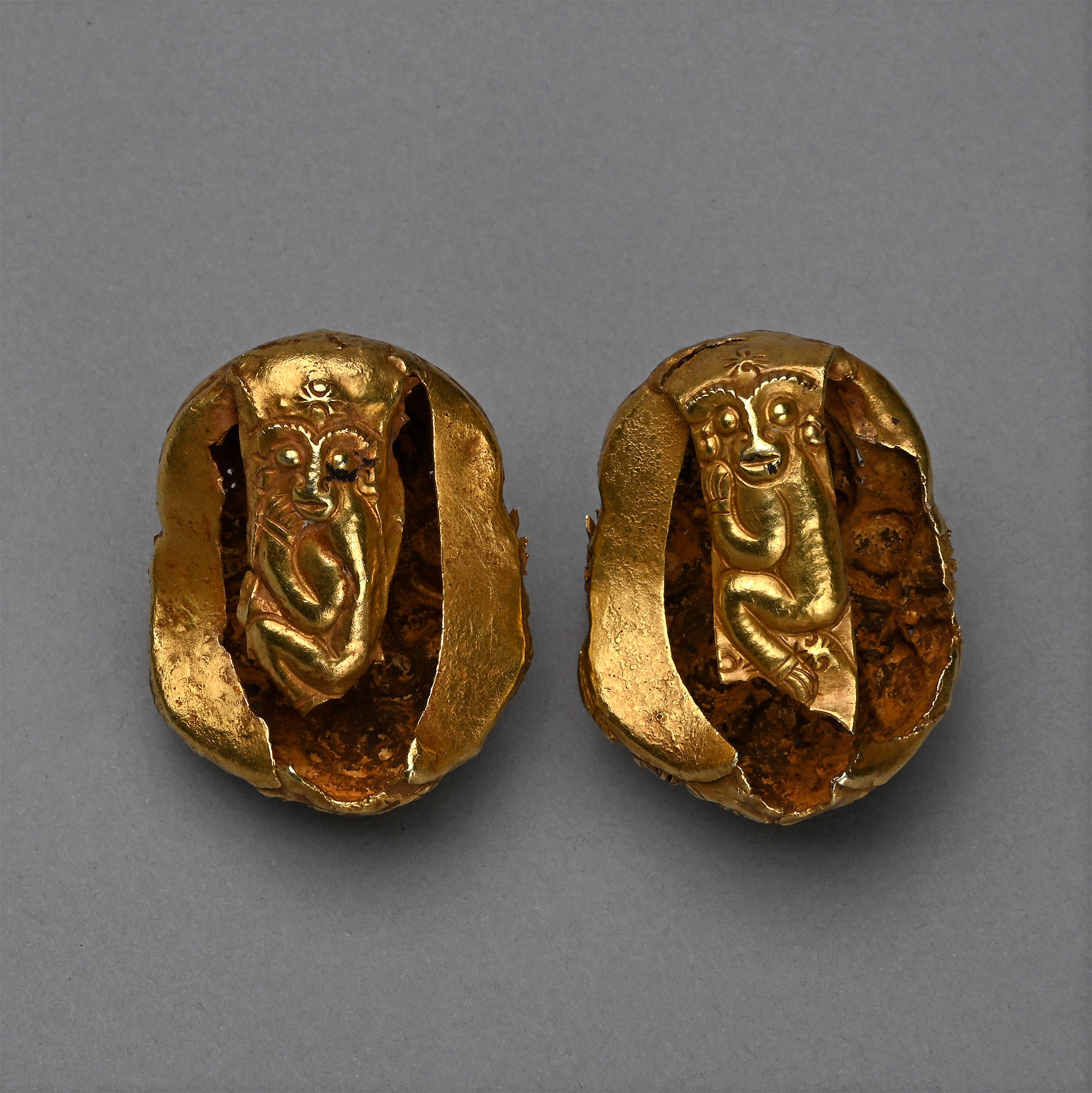 Elaborate Javanese Gold Zoomorphic Ear Ornaments