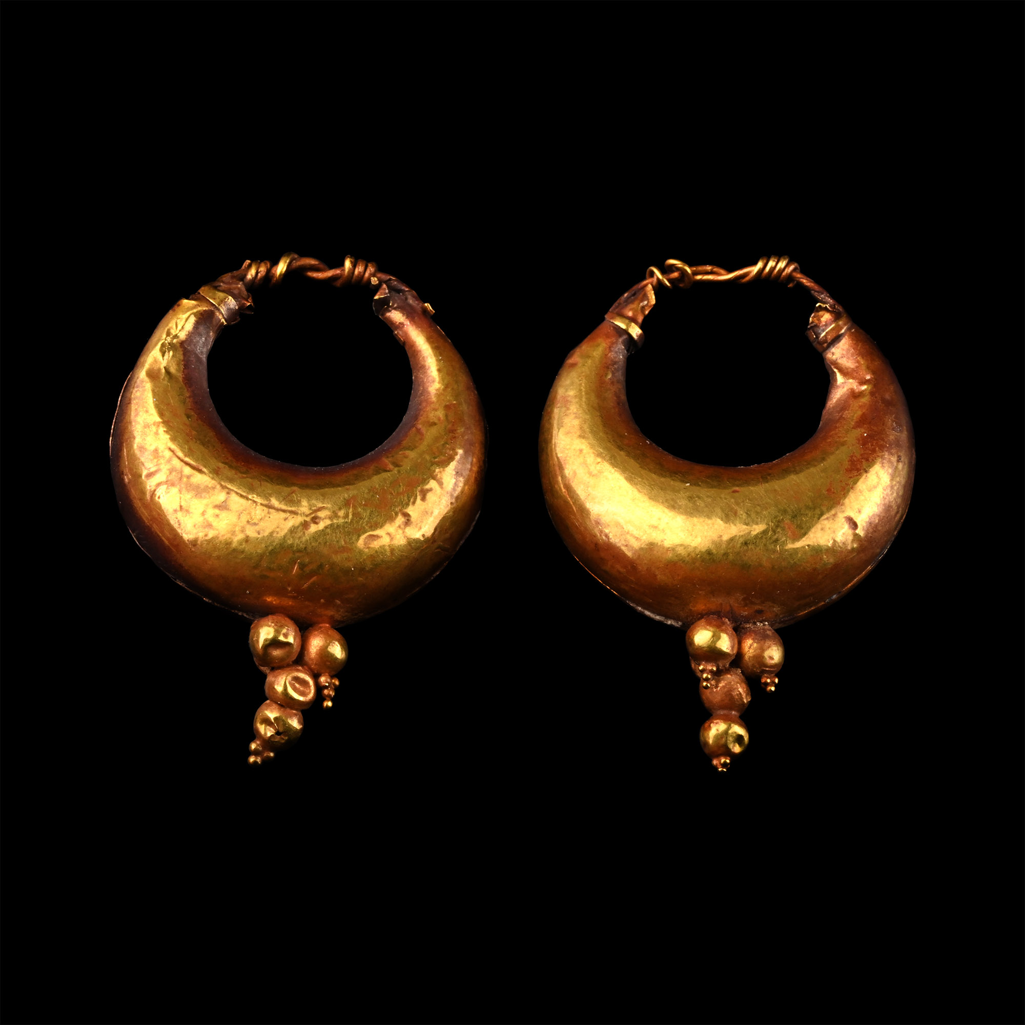 Roman Gold Boat-Shaped Earring Pair