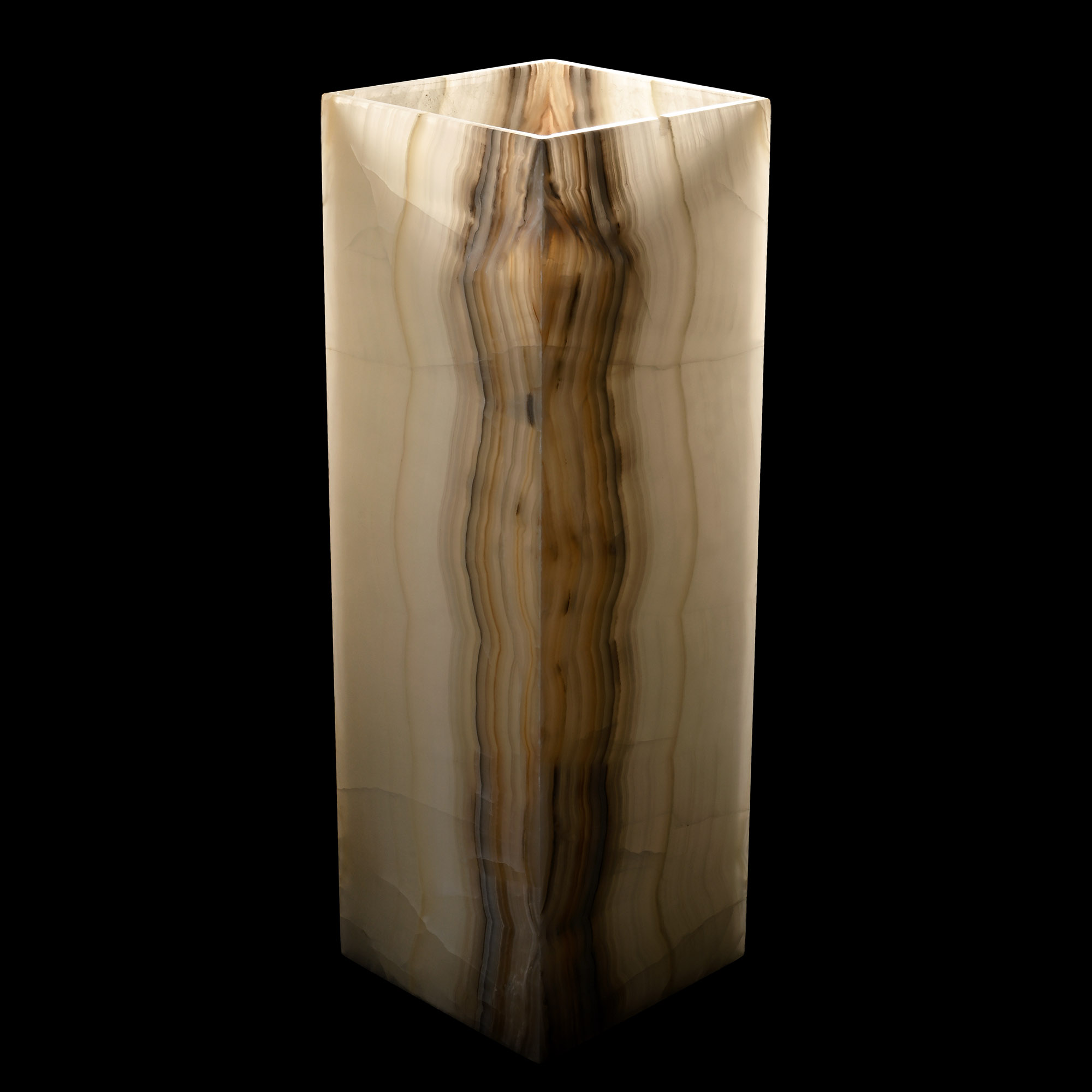 Large Ivory Onyx Lamp