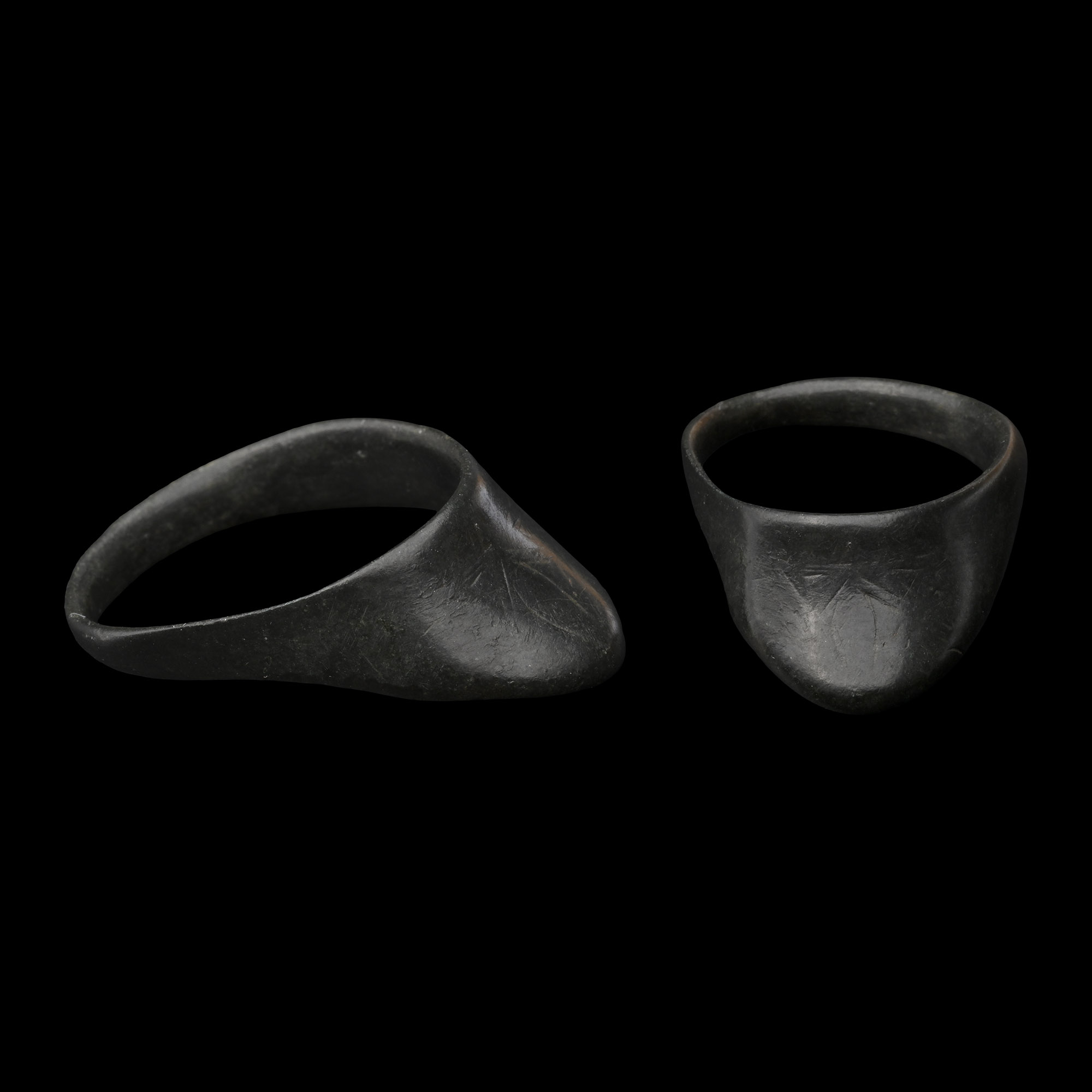 Byzantine Decorated Bronze Archer's Thumb Ring
