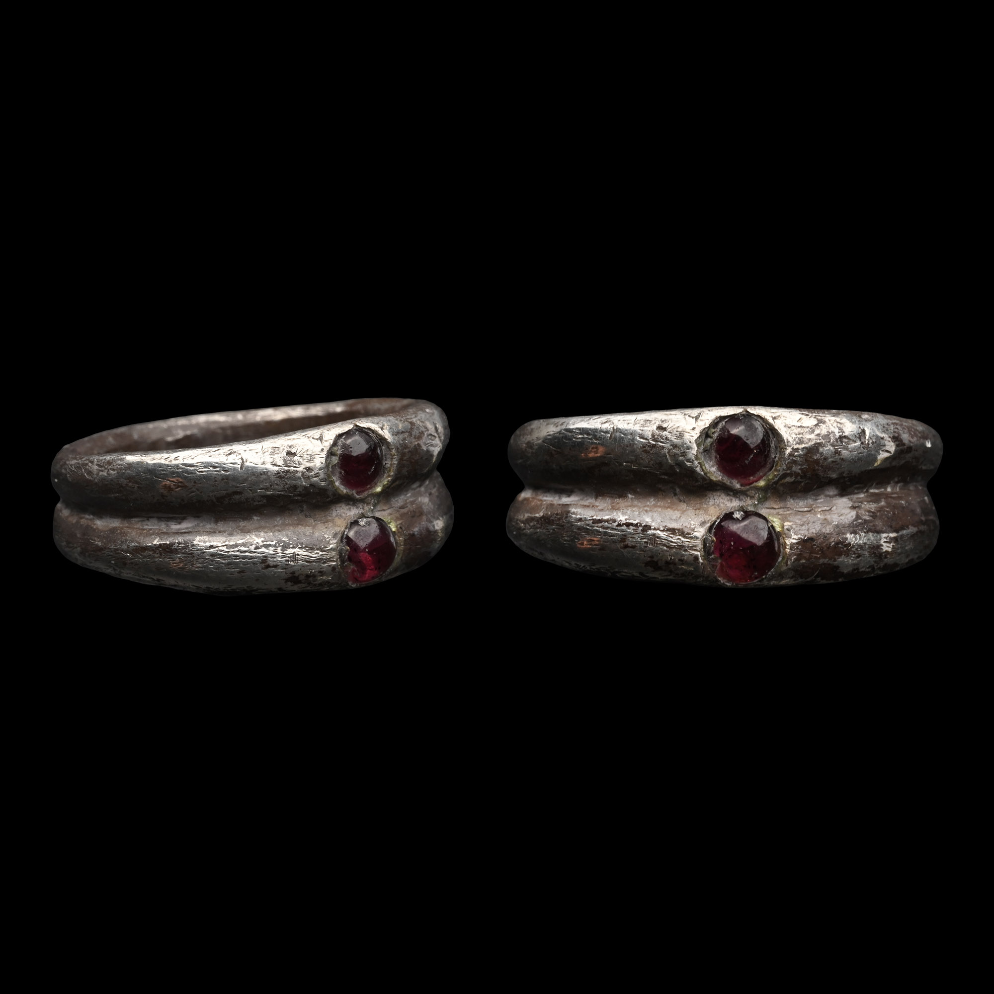 Roman Silver Double-Bezel Ring with Garnets