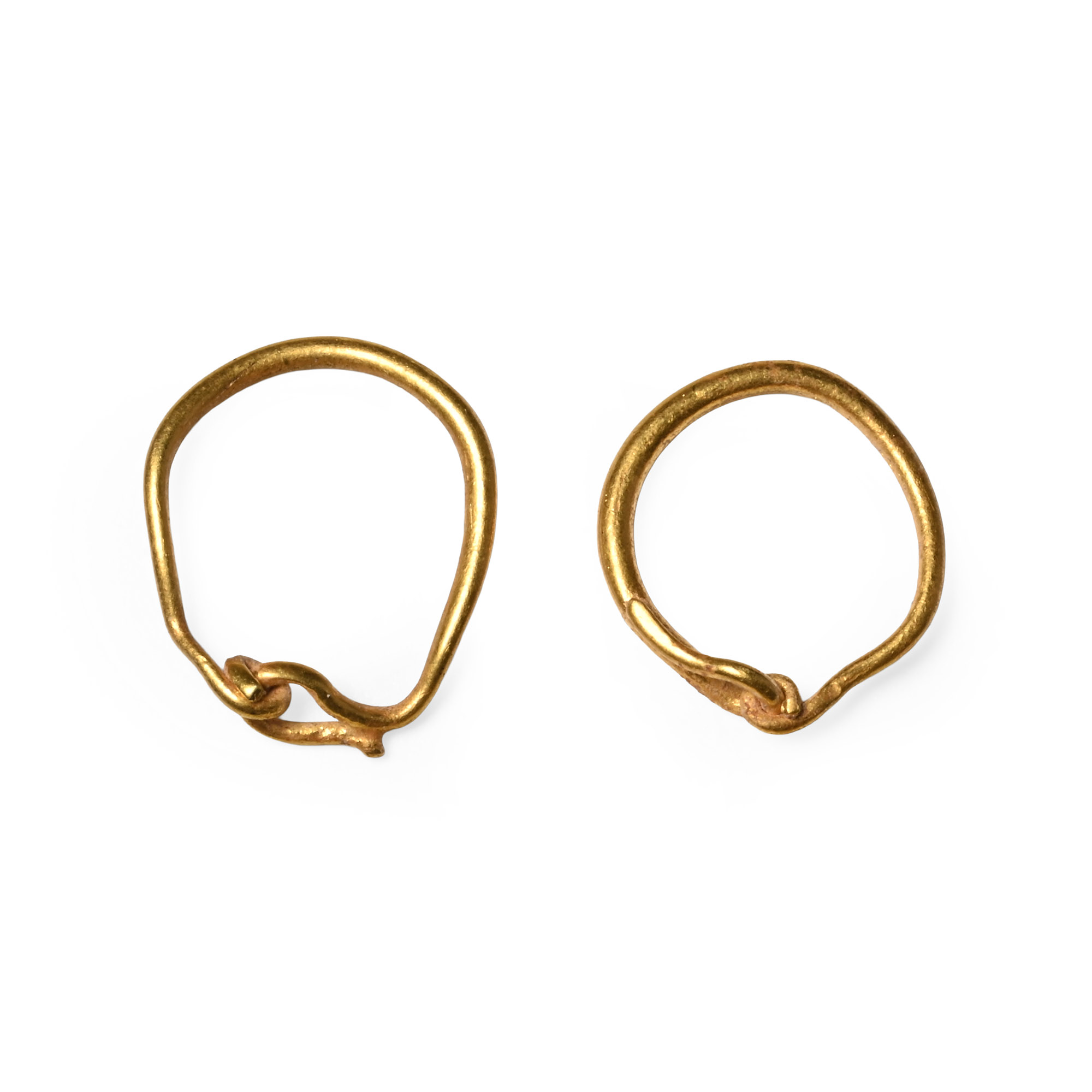 Roman Gold Hoop Earring Pair