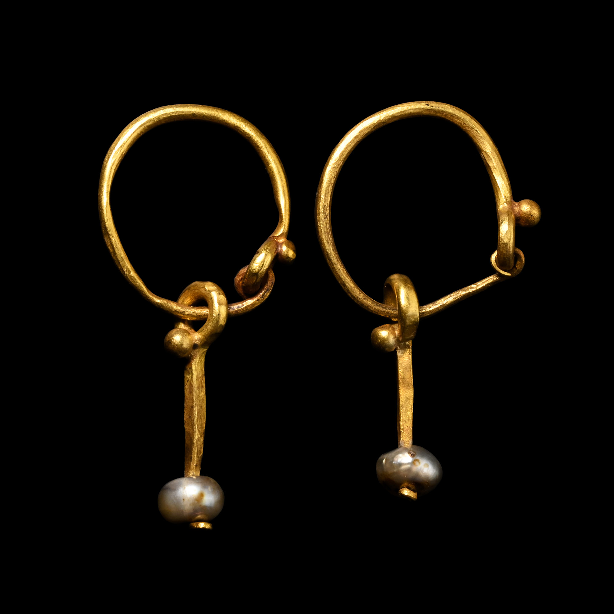 Roman Gold Hoop Earring Pair with Pearl Drops