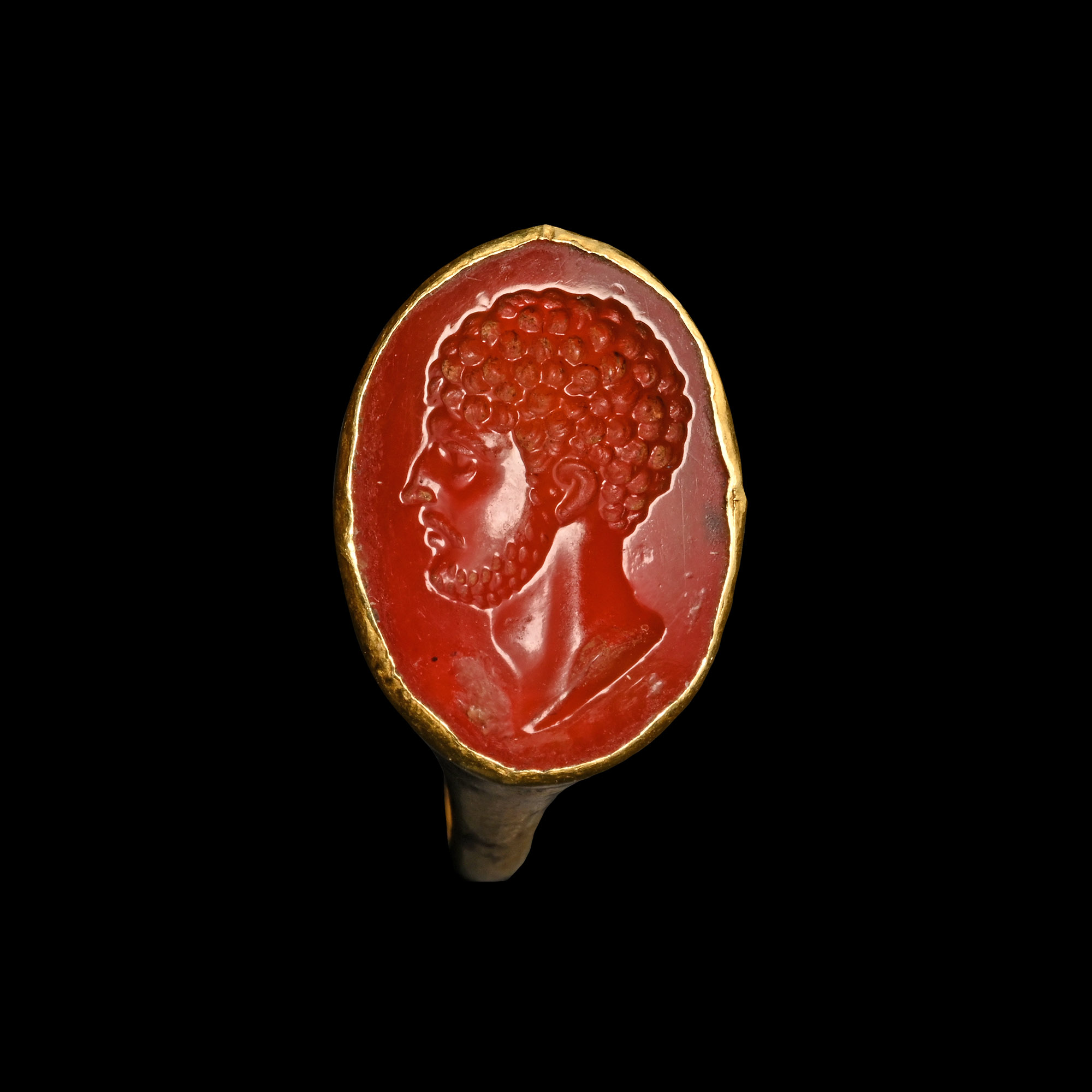 Roman Gold Ring with Later Profile Bust Gemstone
