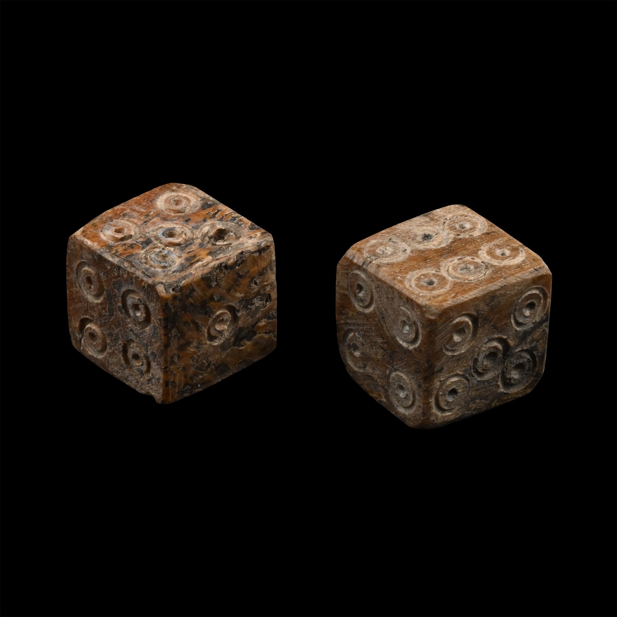 Roman Bone Gaming Dice Pair