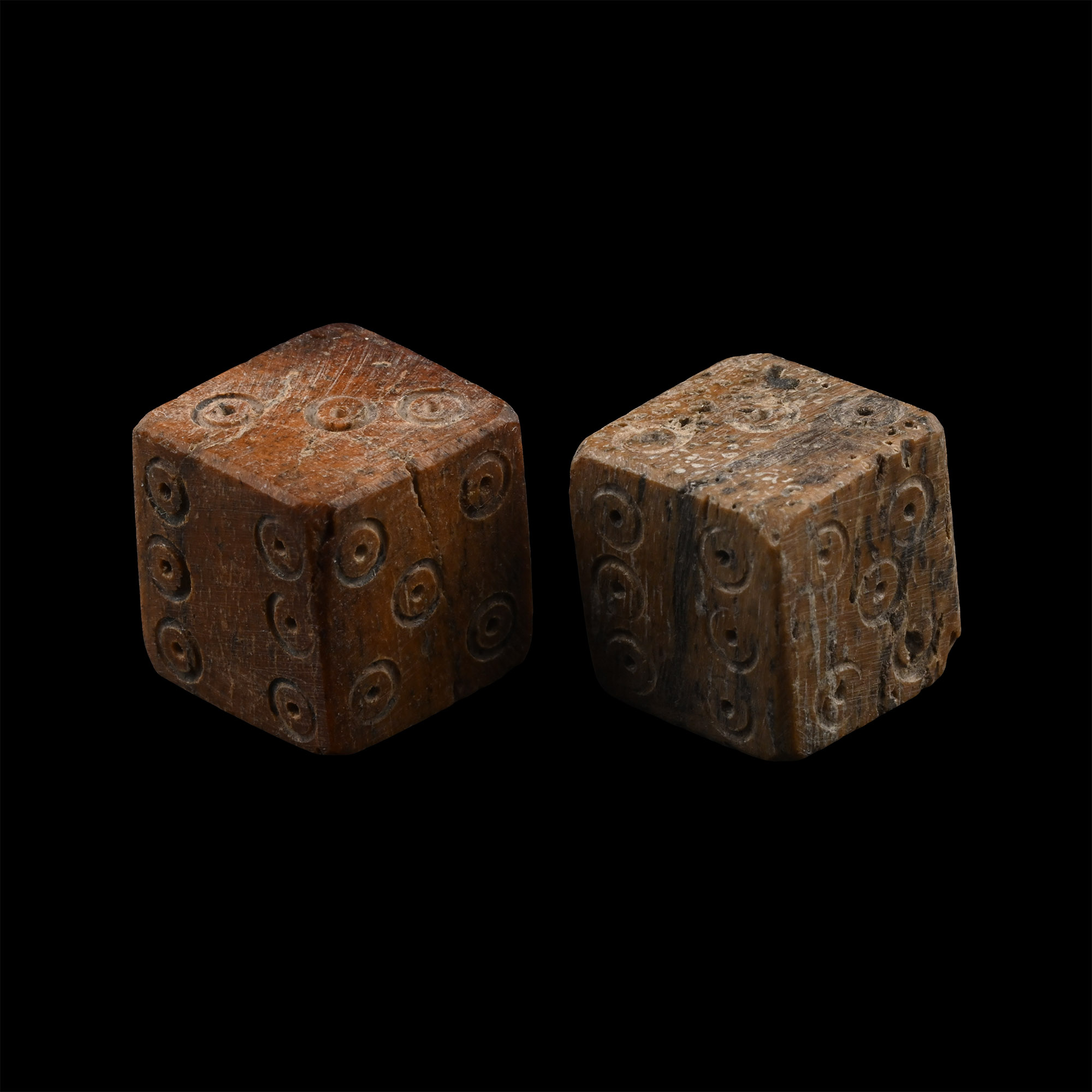 Roman Bone Gaming Dice Pair