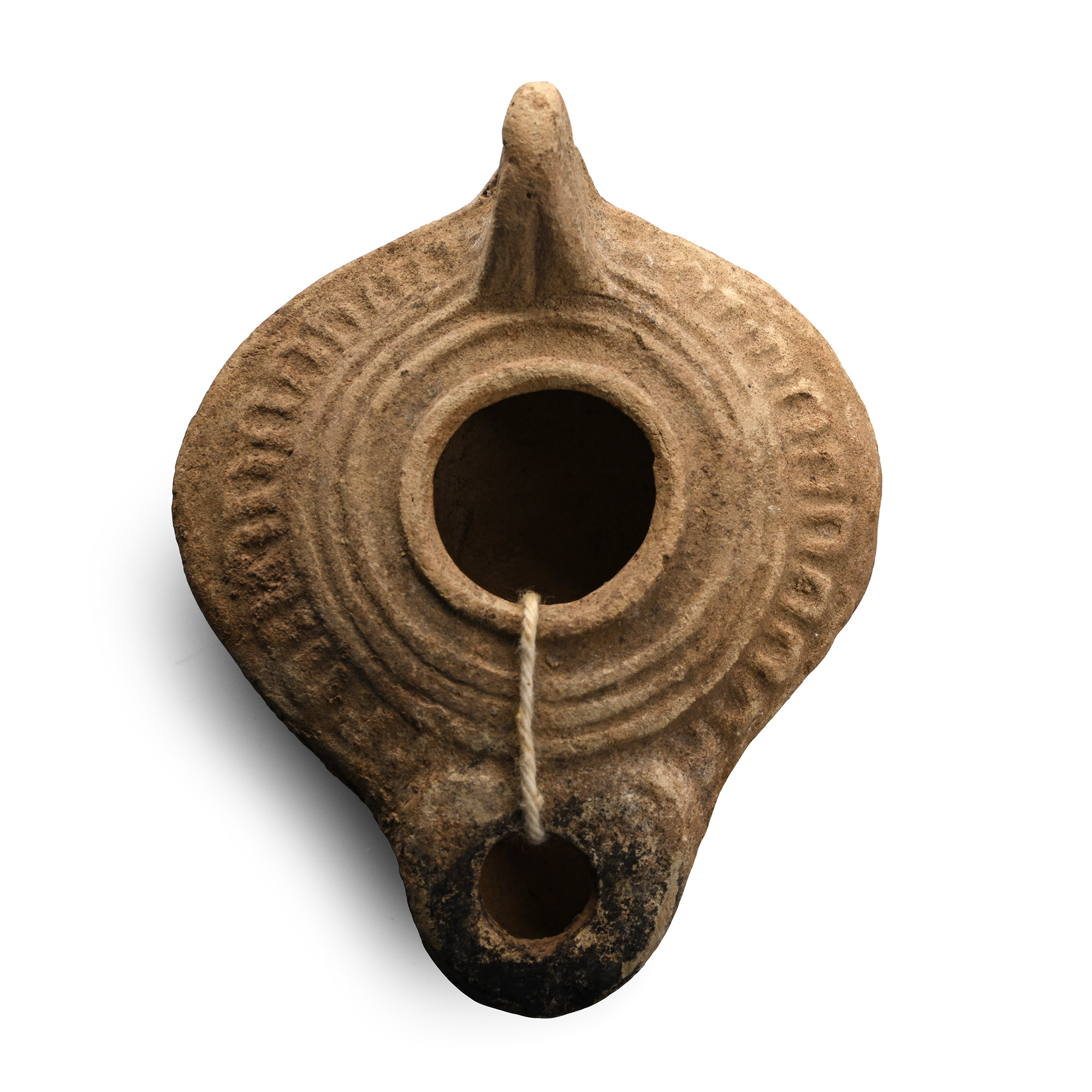 Roman Round Nozzle Terracotta Oil Lamp