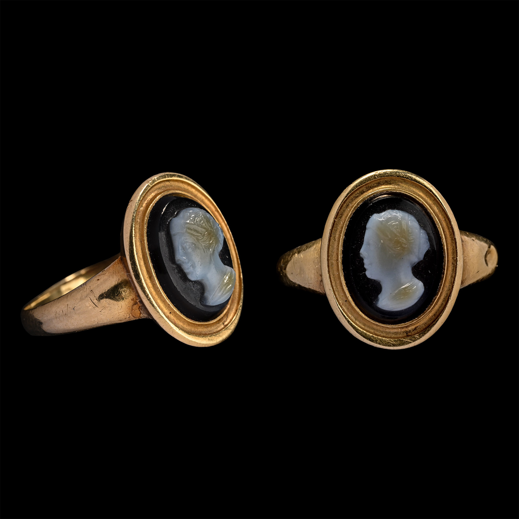 Post Medieval Banded Agate Cameo of a Woman in Gold Ring