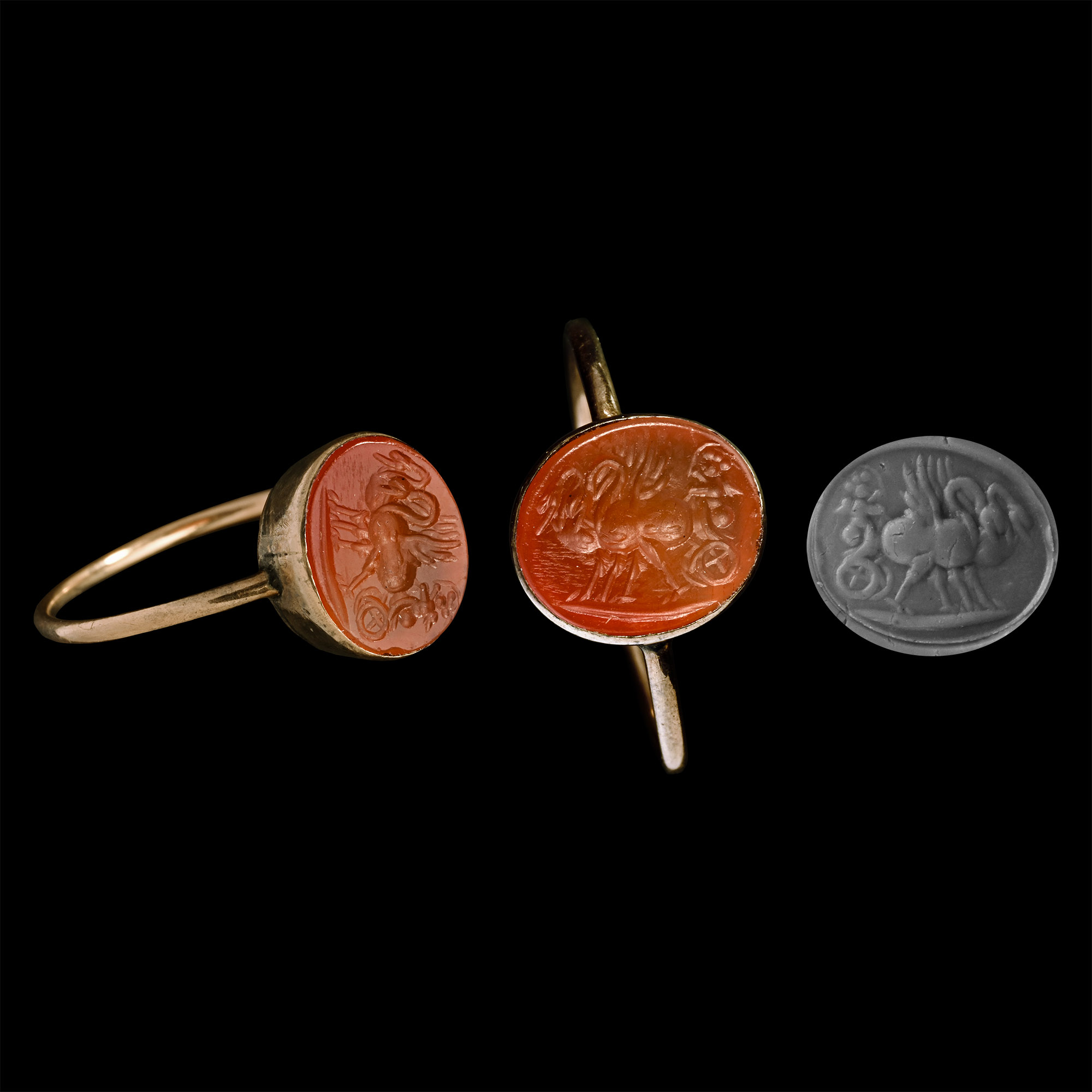 Sasanian Style Gold Ring with Cupid and Chariot