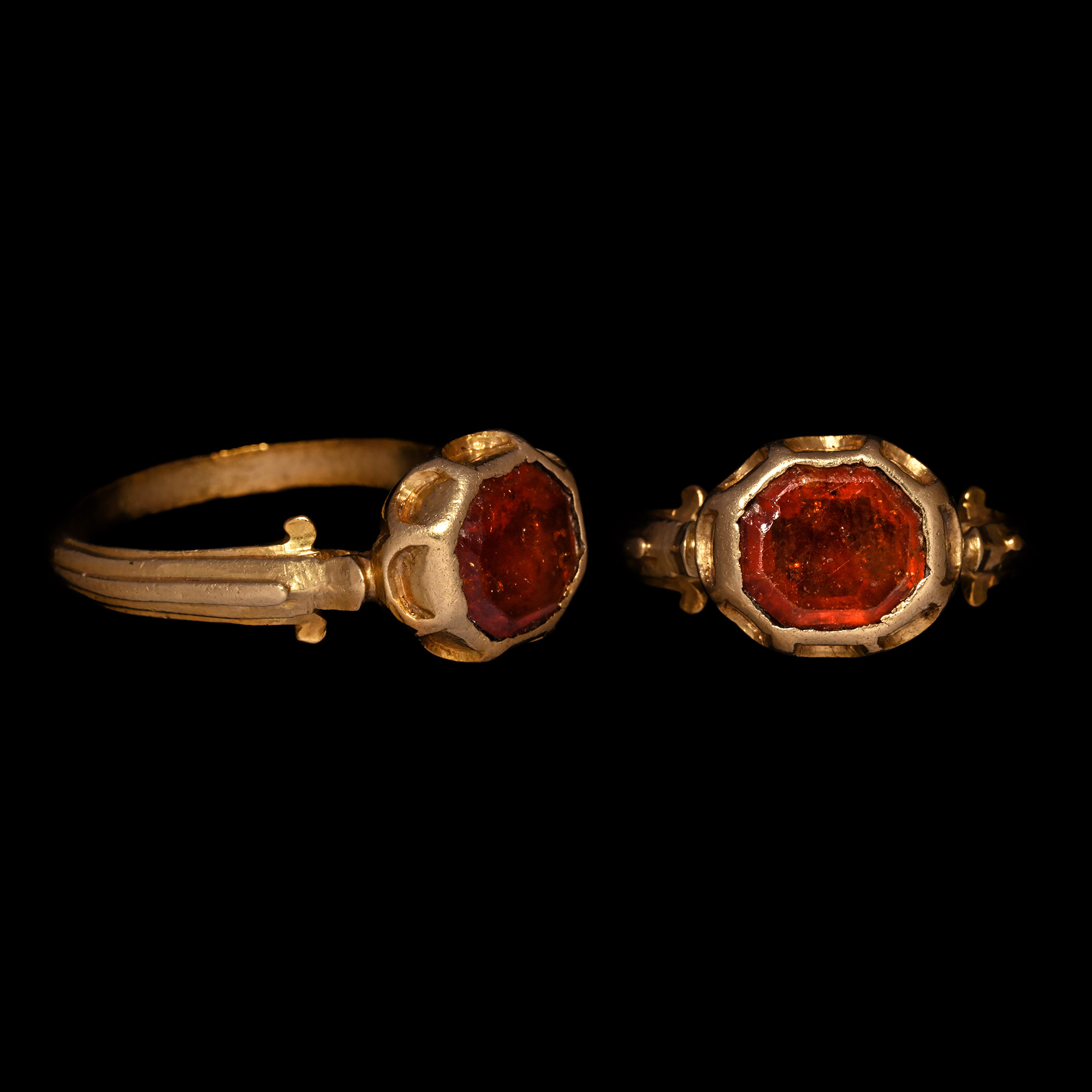 Renaissance Gold Ring with Table-Cut Hessonite Garnet