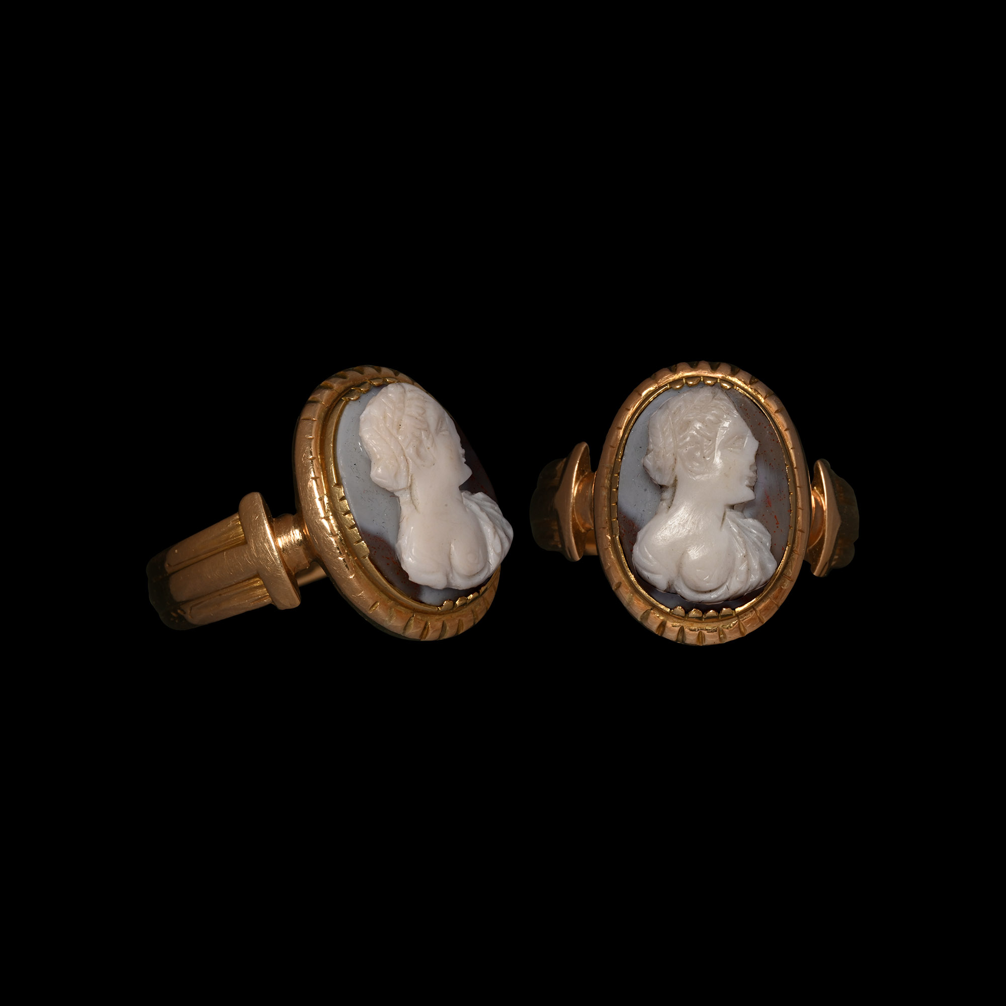 Renaissance Sardonyx Cameo of a Female Bust in Gold Ring