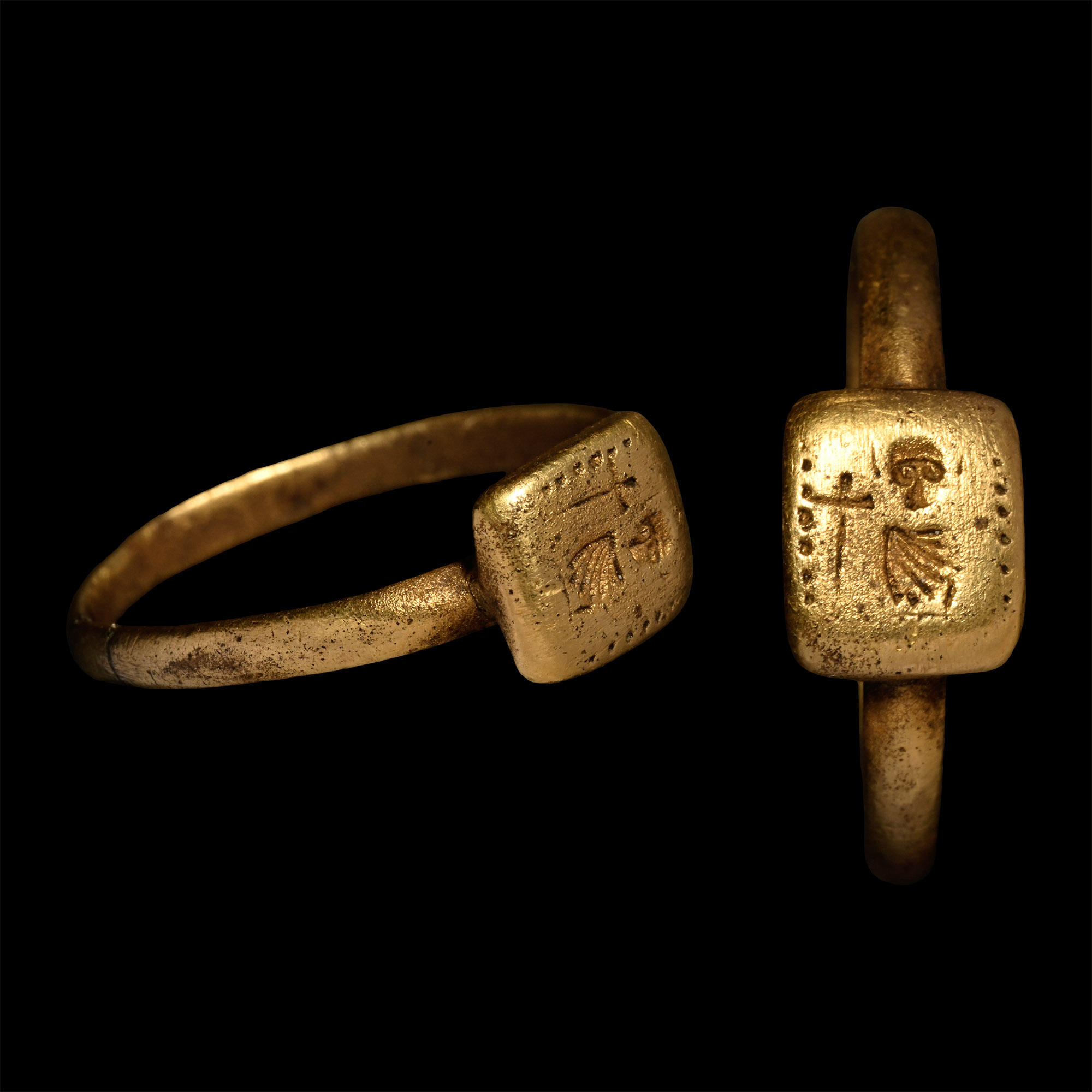 Byzantine Gold Ring with Saint