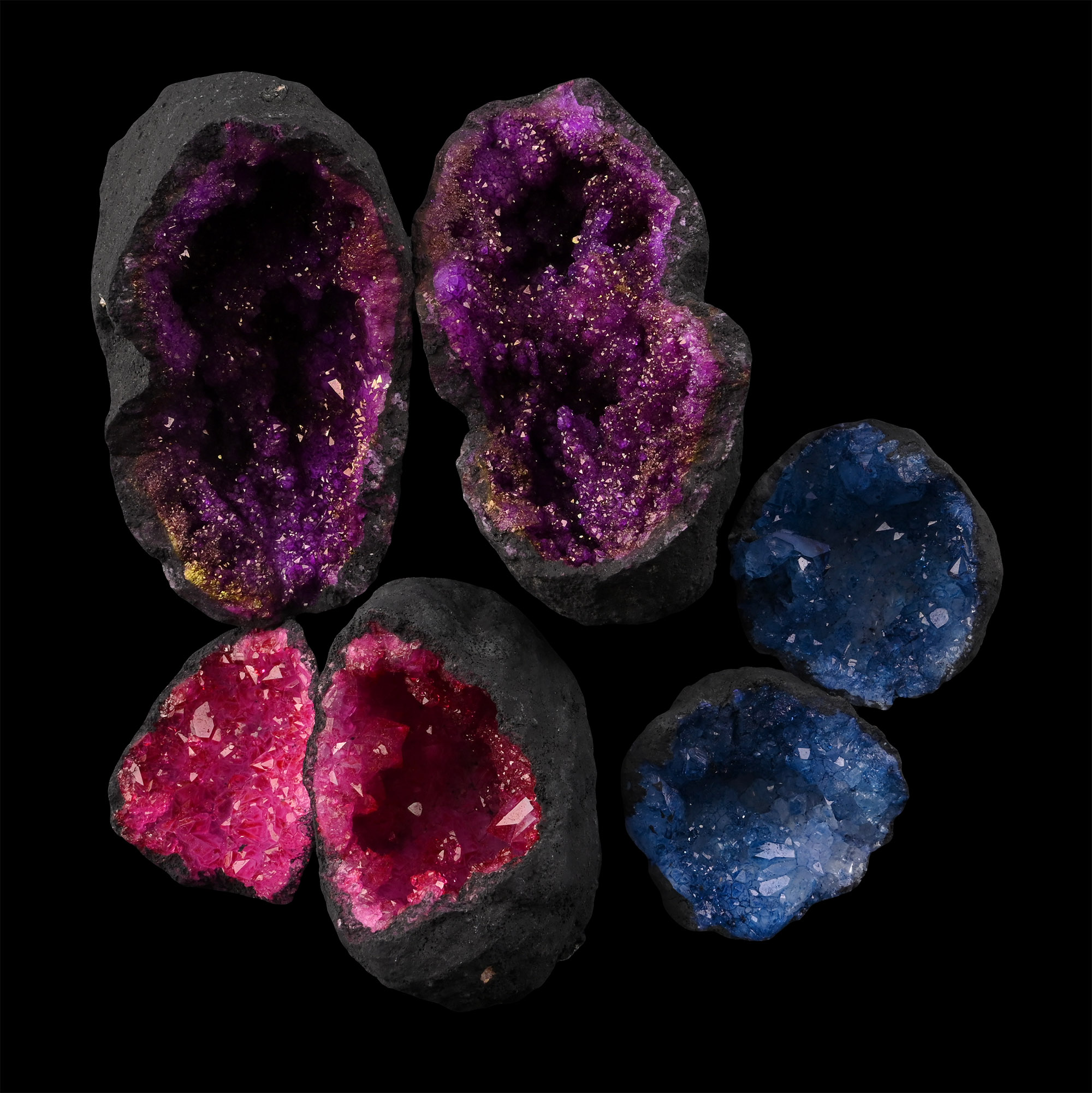 Coloured Composite Quartz Nodule Group