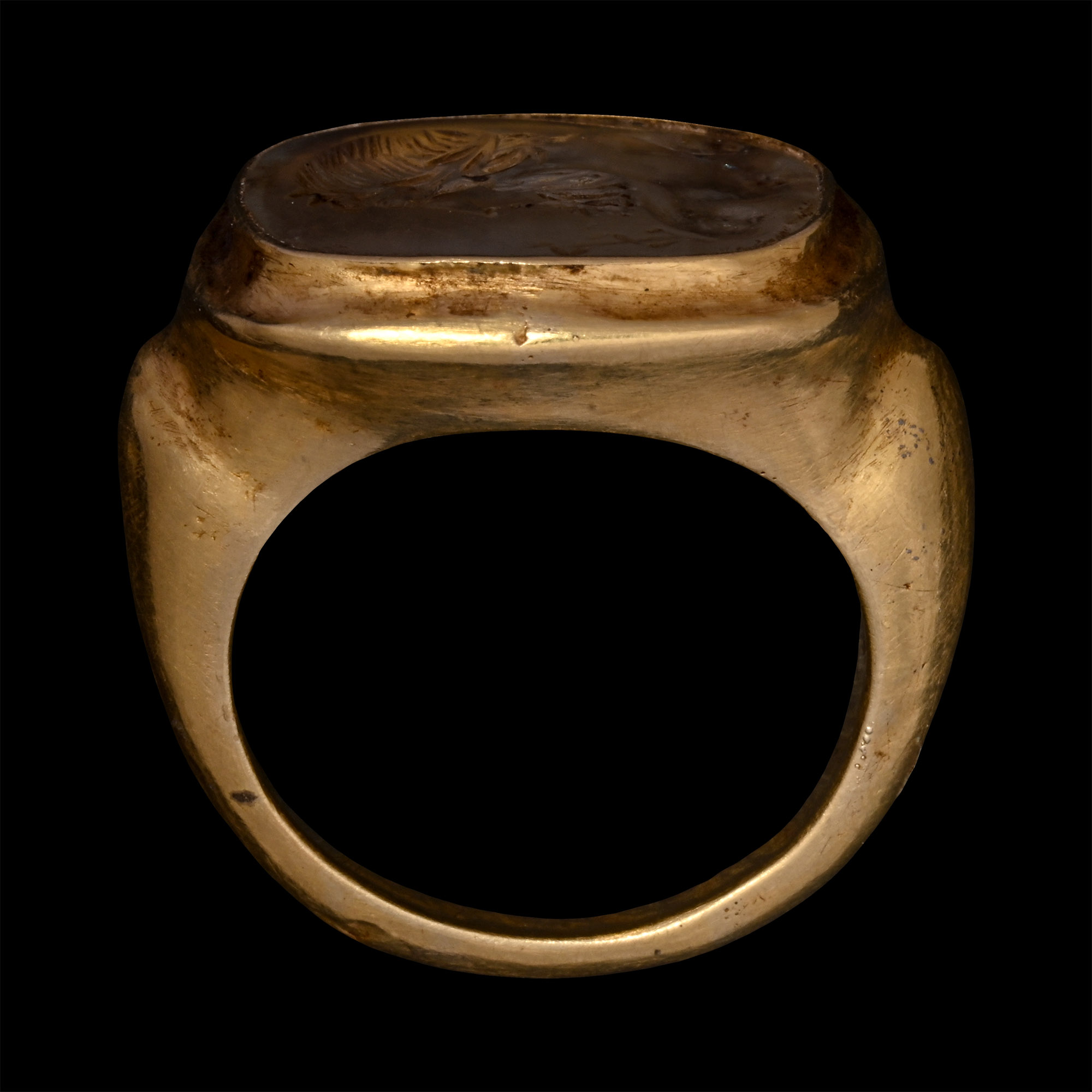 Eastern Roman Gold Ring with Rock Crystal Gemstone of Asclepius the God of Medicine