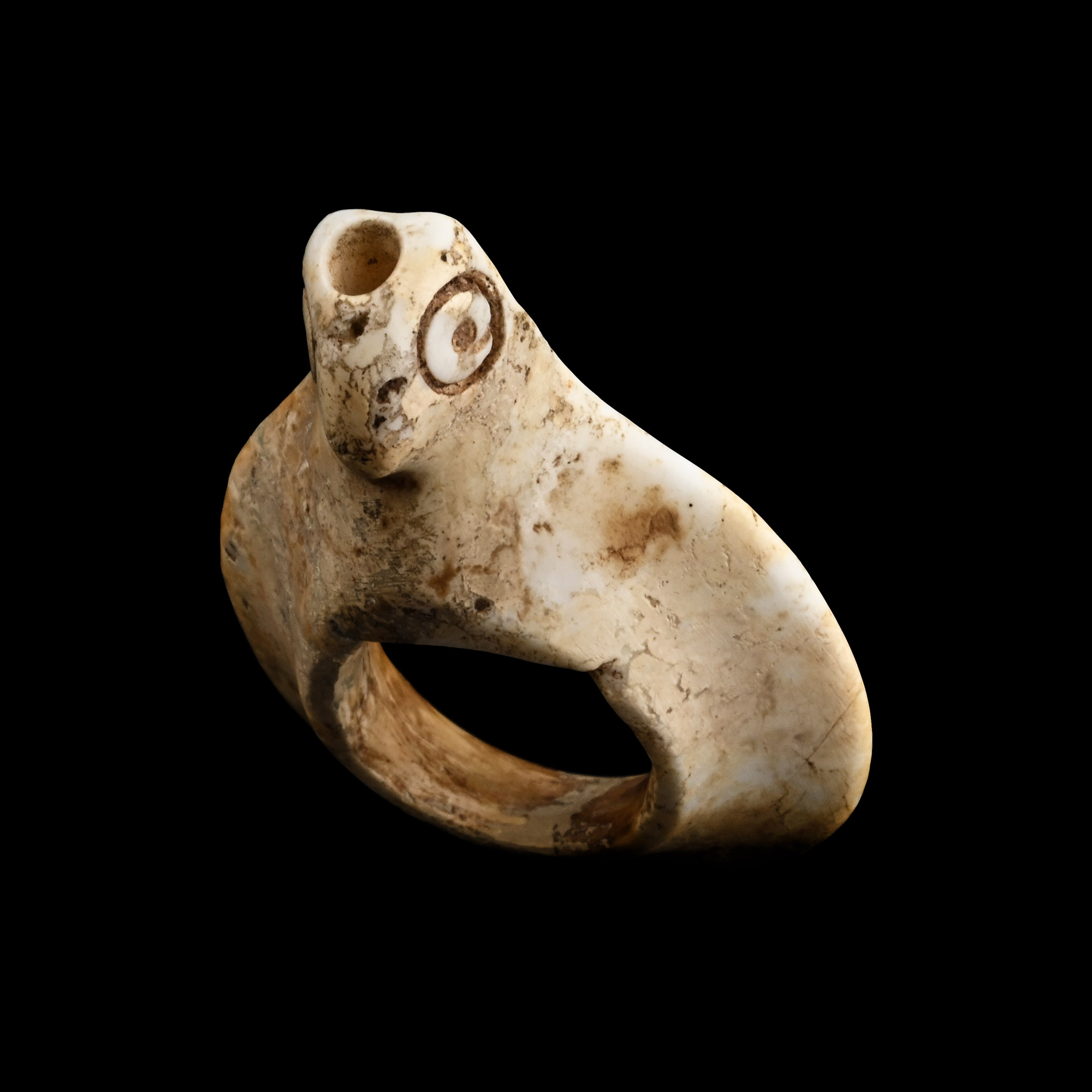 Western Asiatic Shell Ring Idol