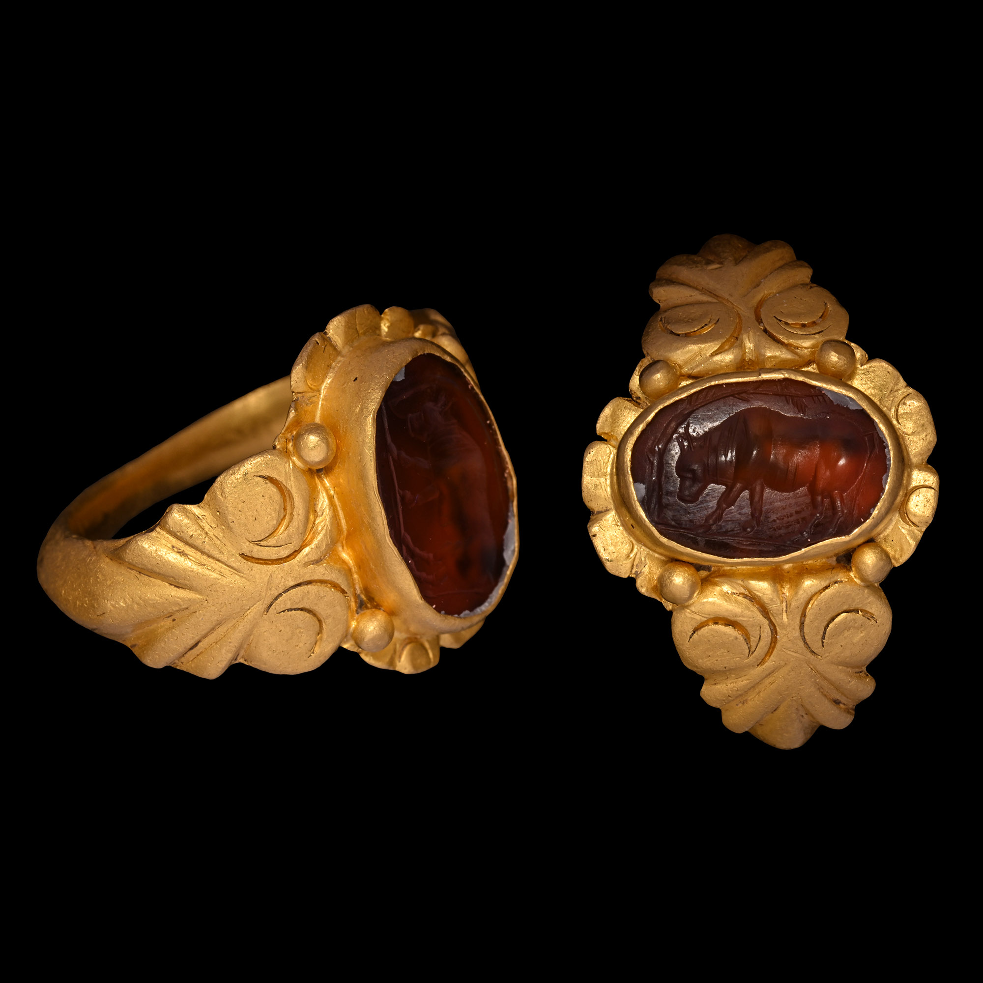Roman Gemstone with Bull in Gold Ring