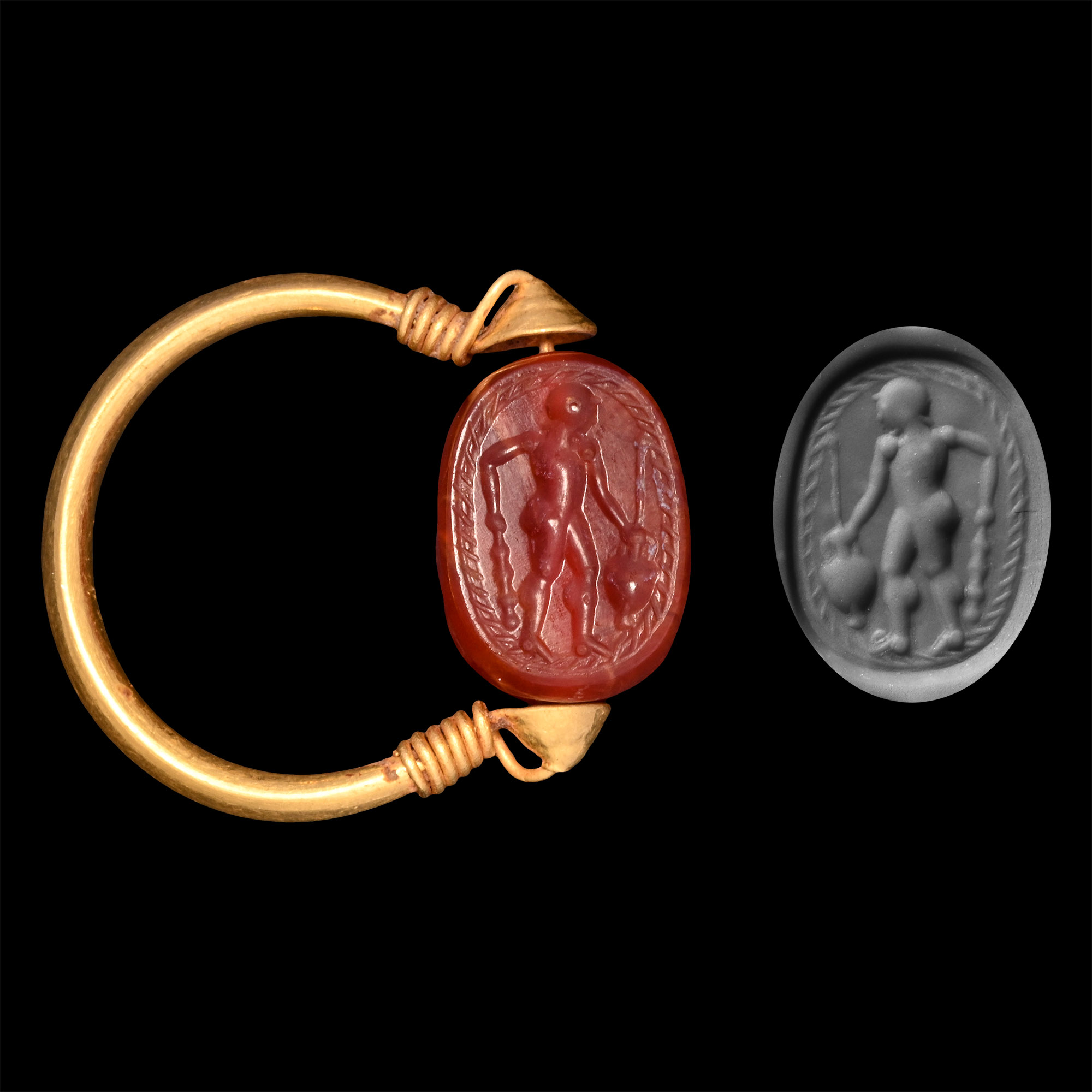 Etruscan Carnelian Scarab with Hercules at a Fountain in Gold Ring