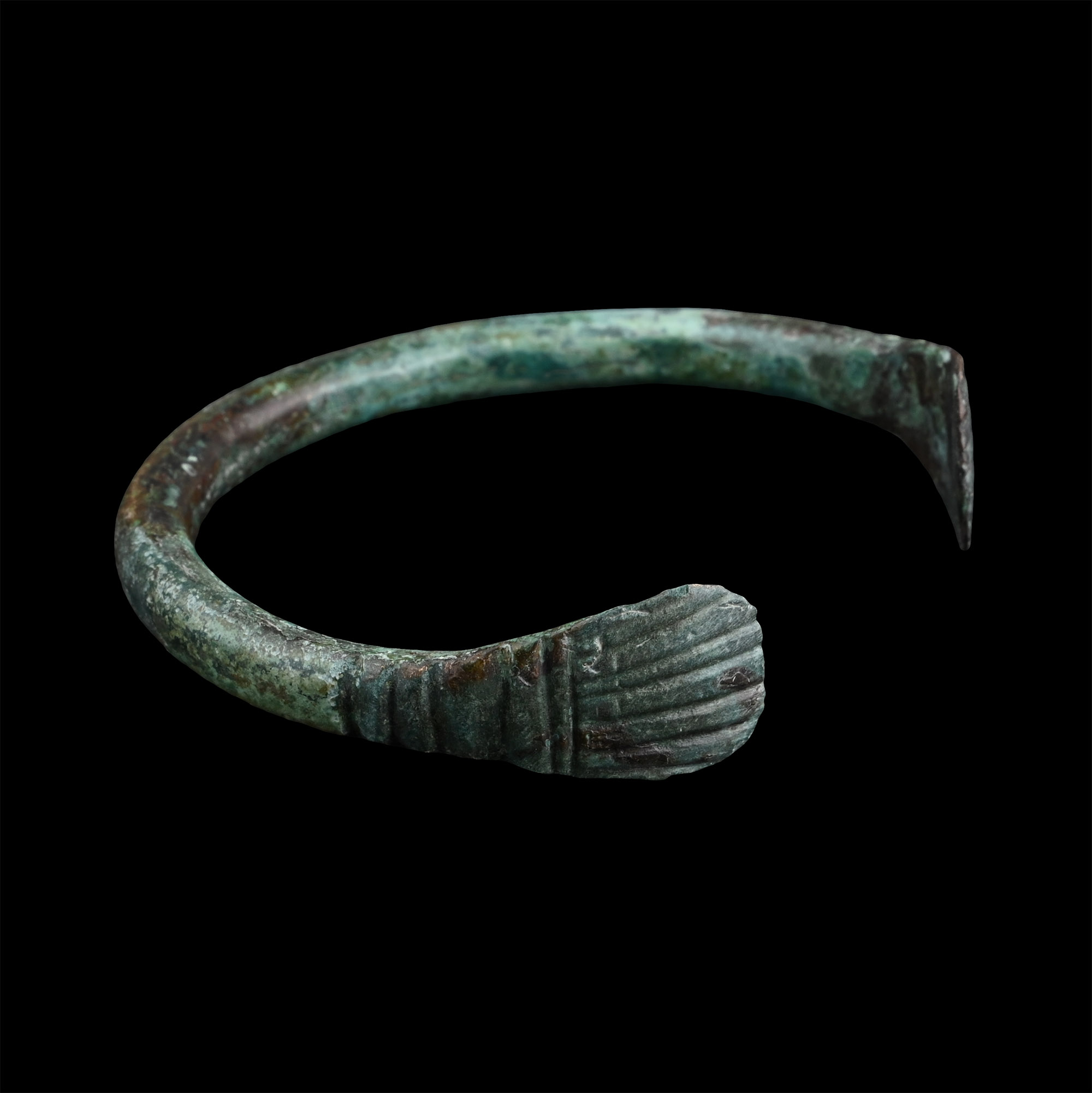 Roman Bronze Bracelet with Scallop Shell Terminals