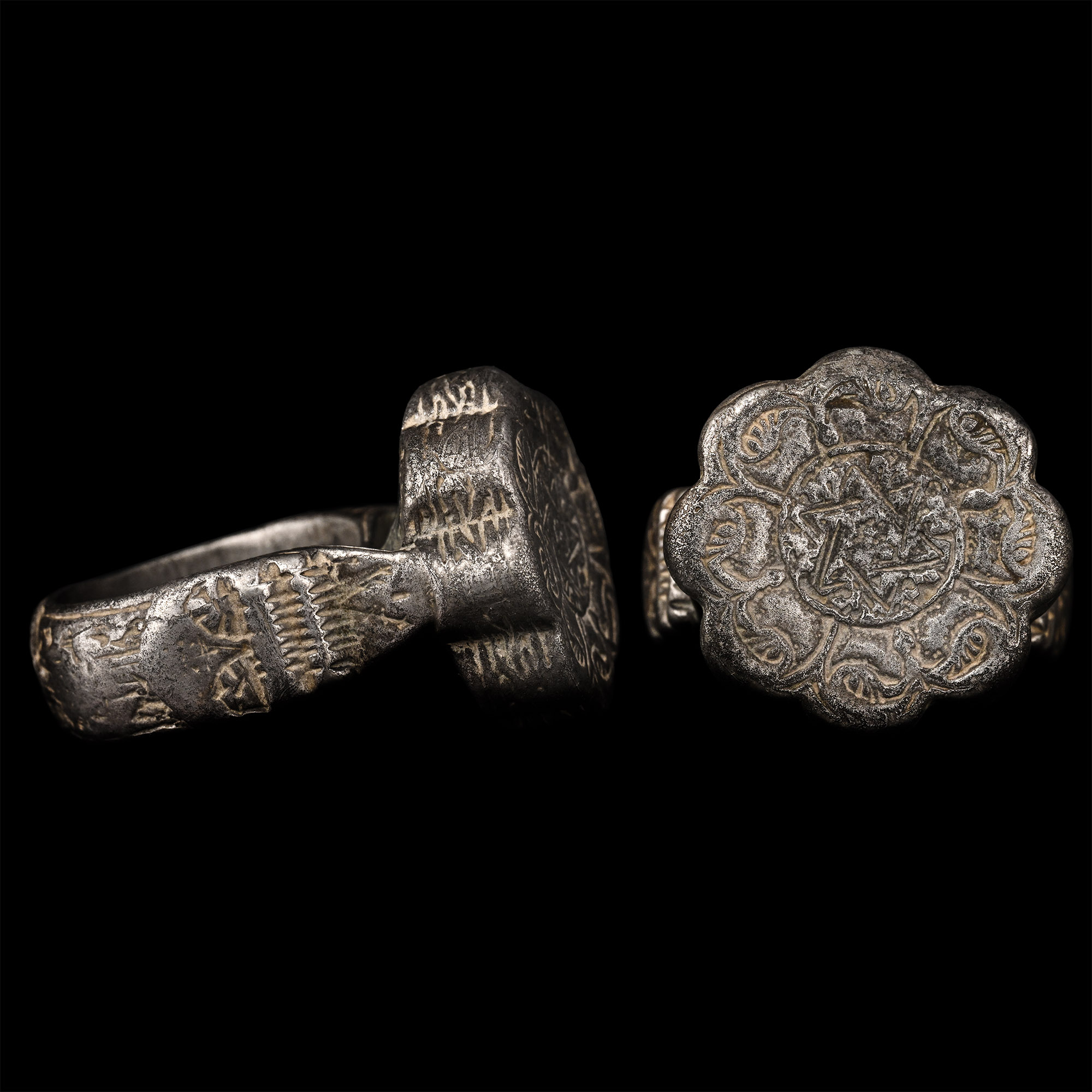 Large Mamluk Silver Ring with Star of David