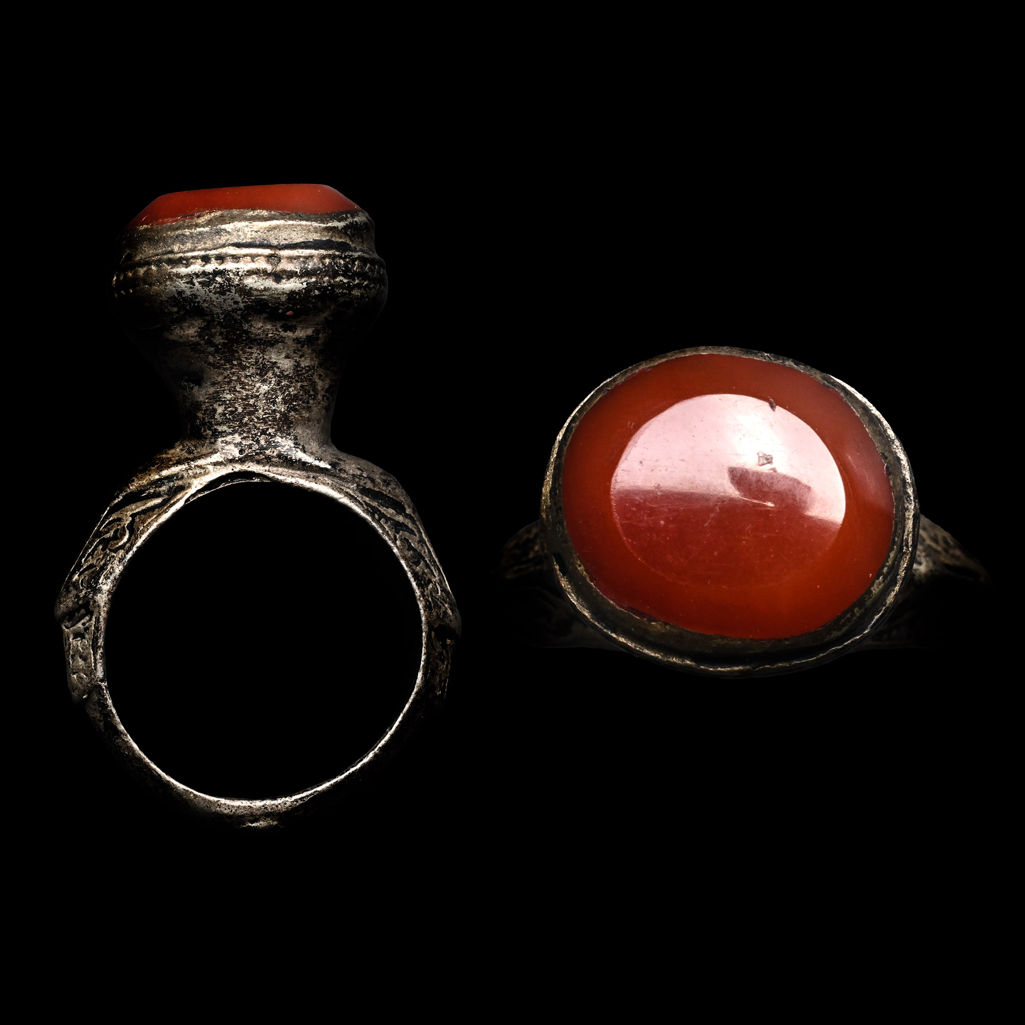 Ottoman Style Silver-Coloured Metal Ring with Cabochon