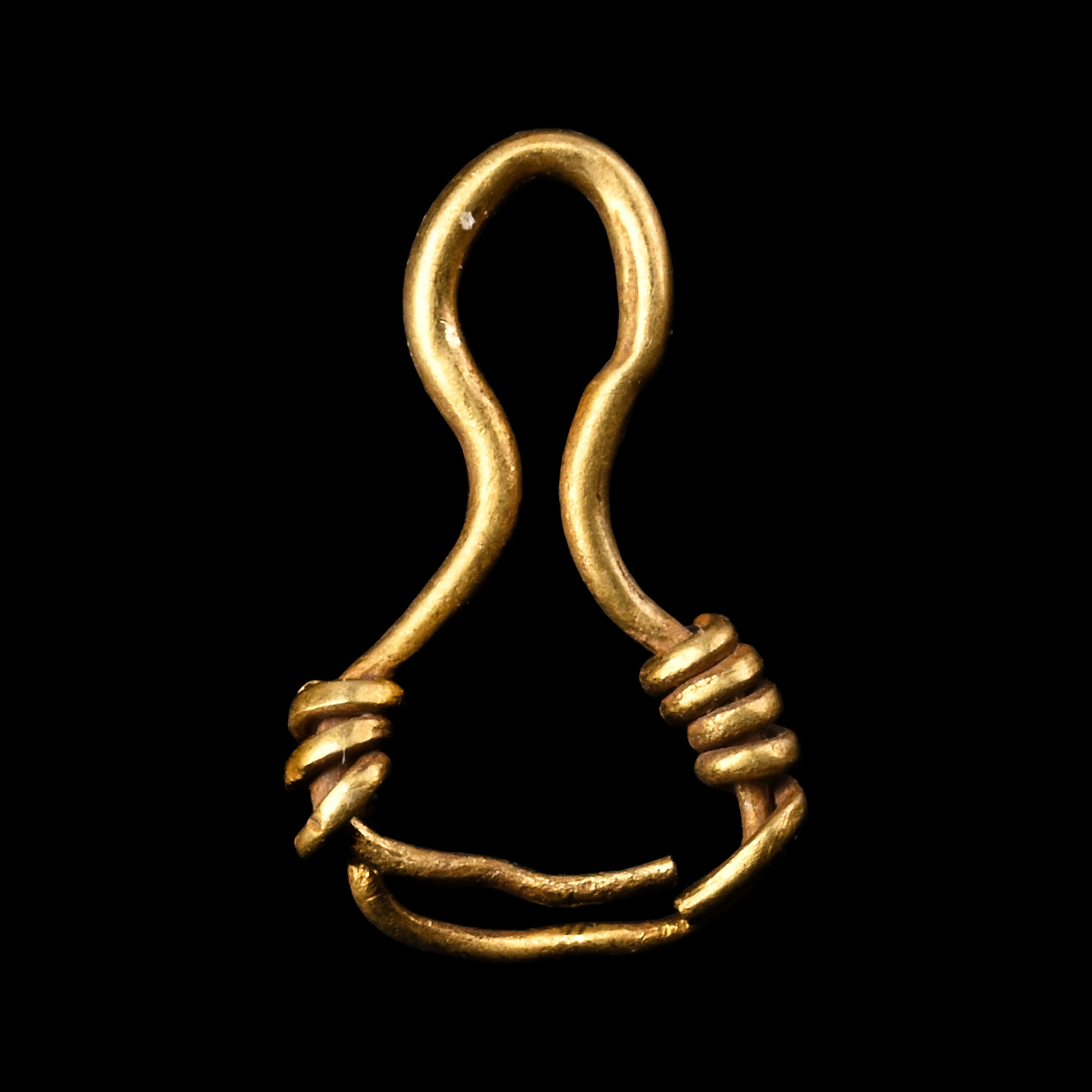 Western Asiatic Gold Wire Pendant