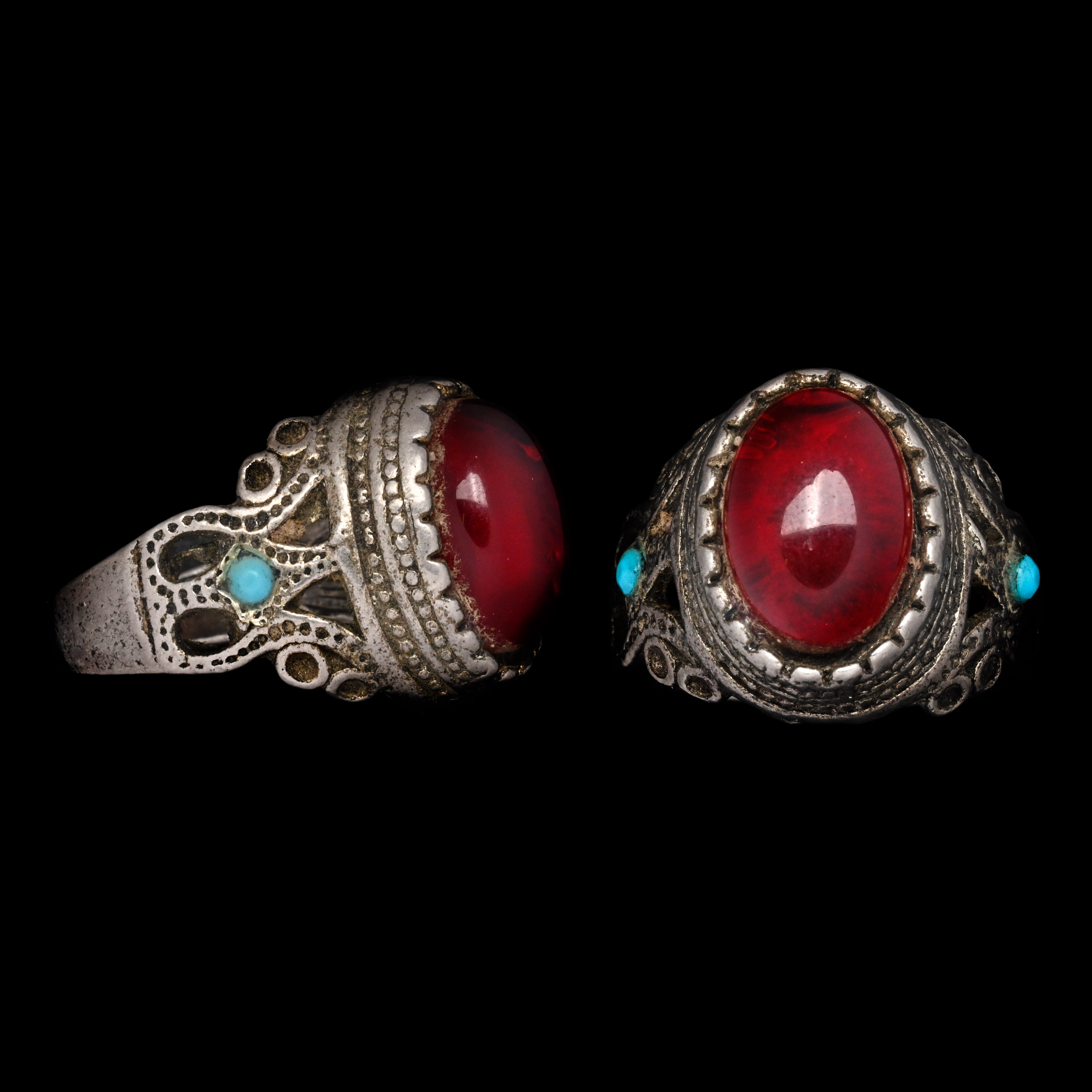 Ottoman Empire Silver-Coloured Metal Ring with Red Cabochon