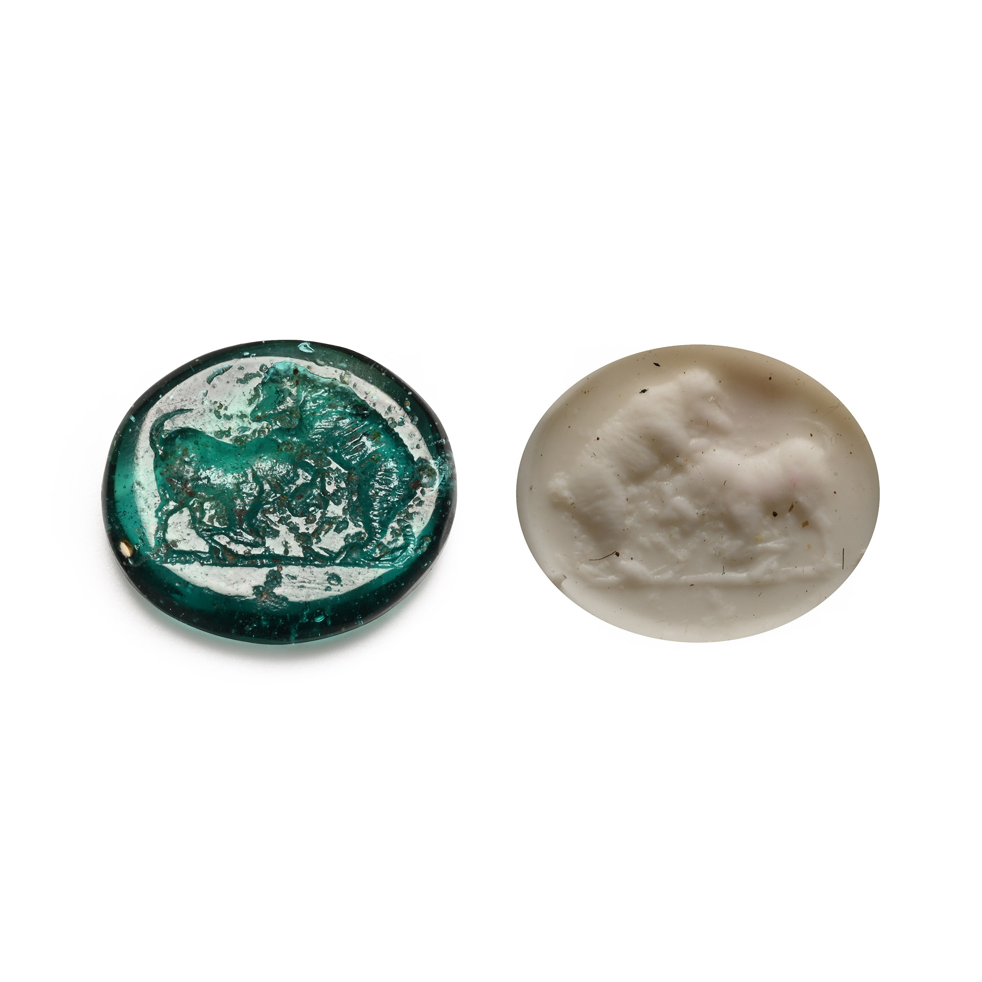 Roman Glass Gem with Bears