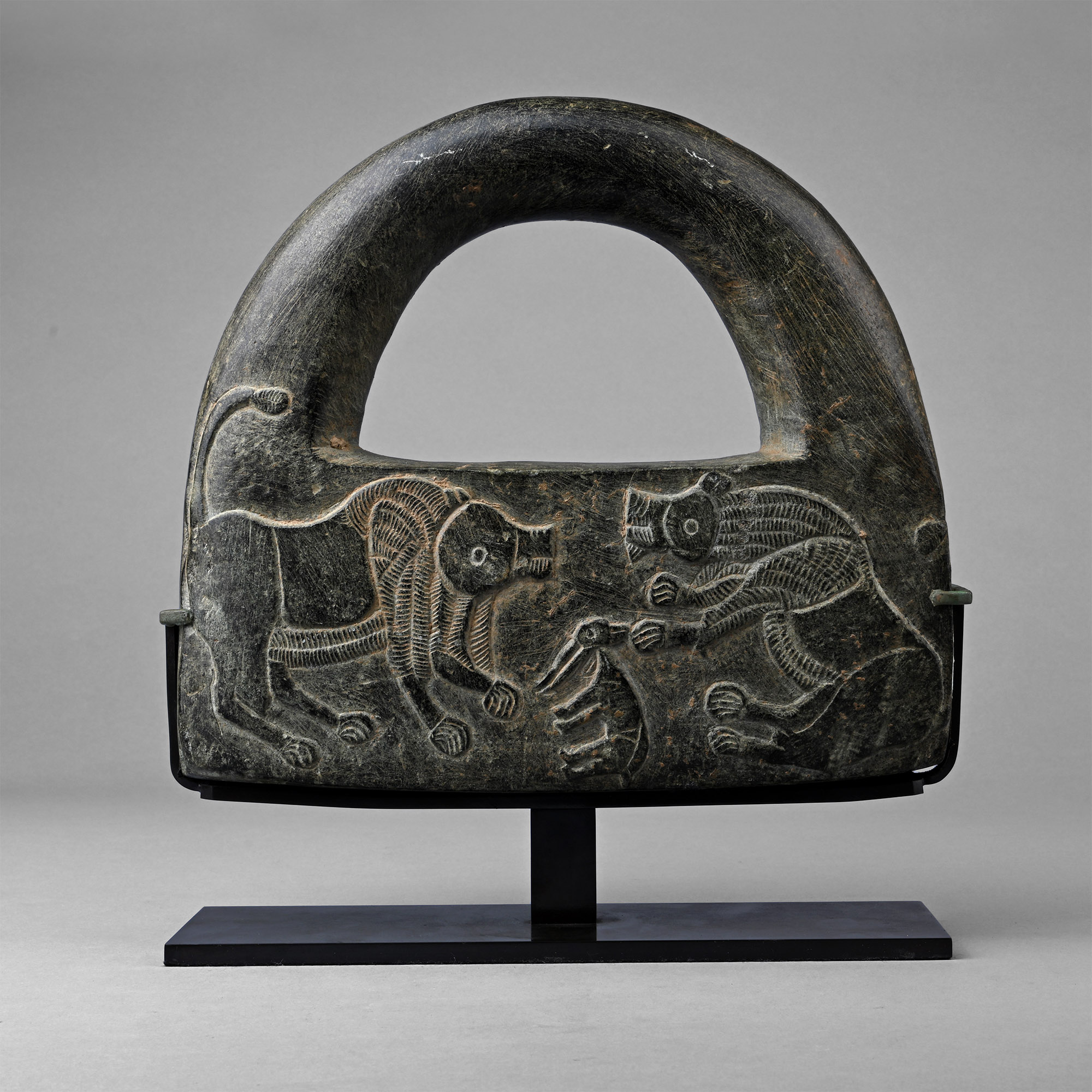 Large Bactrian Black Chlorite 'Hand Bag' Ceremonial Weight