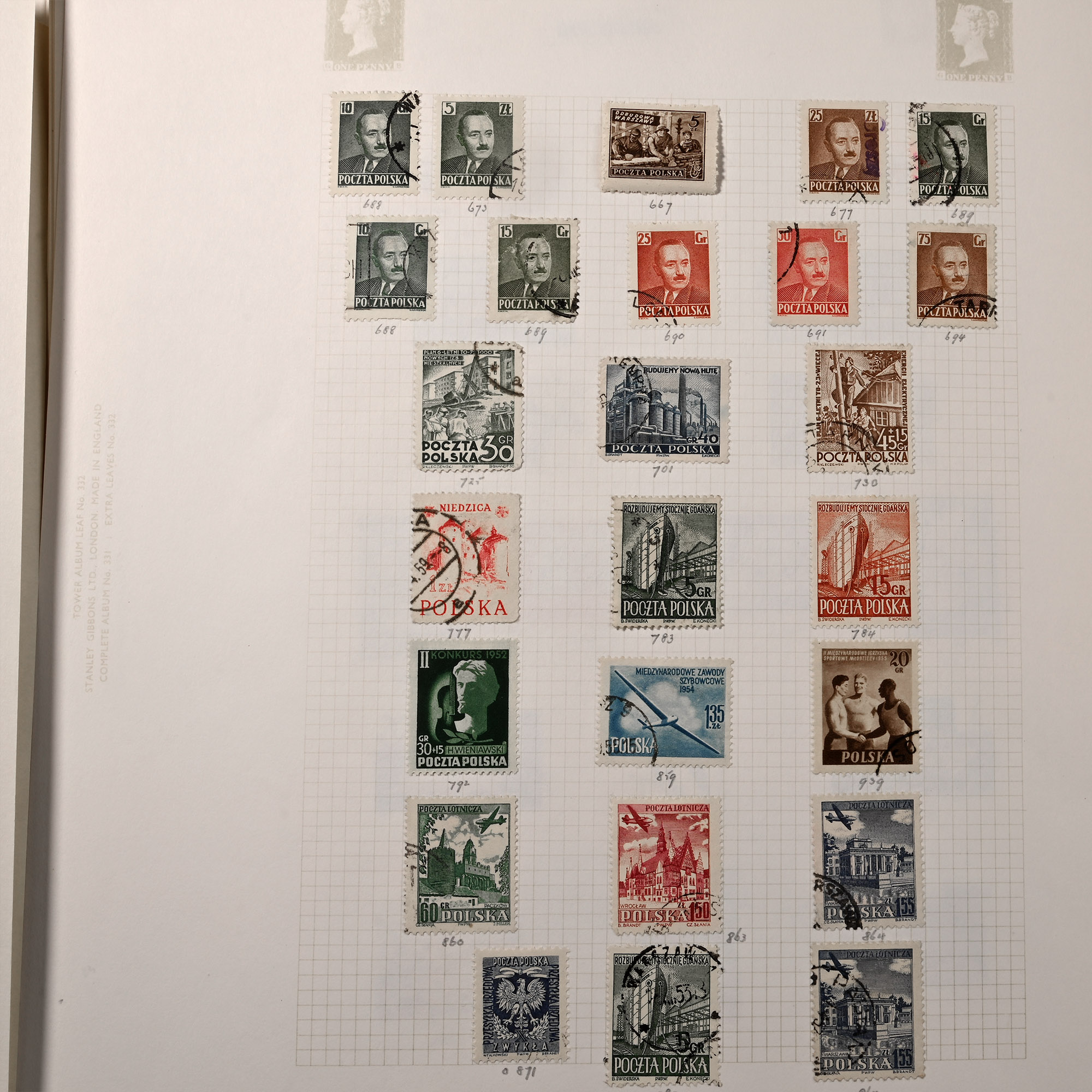 Loose Leaf Album of World Stamps