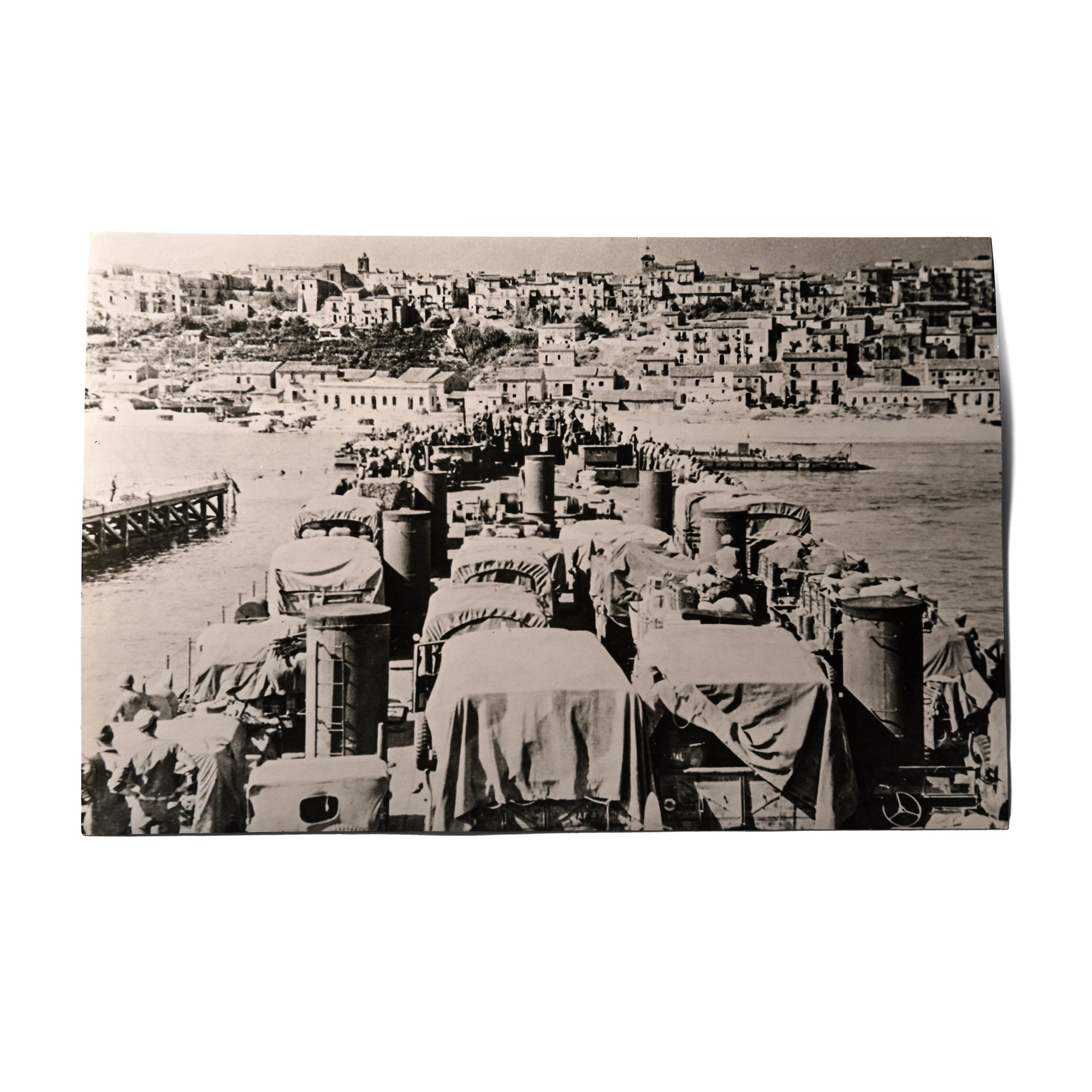 Robert Capa, Press photograph of the 'Invasion of Sicily by American Troops'