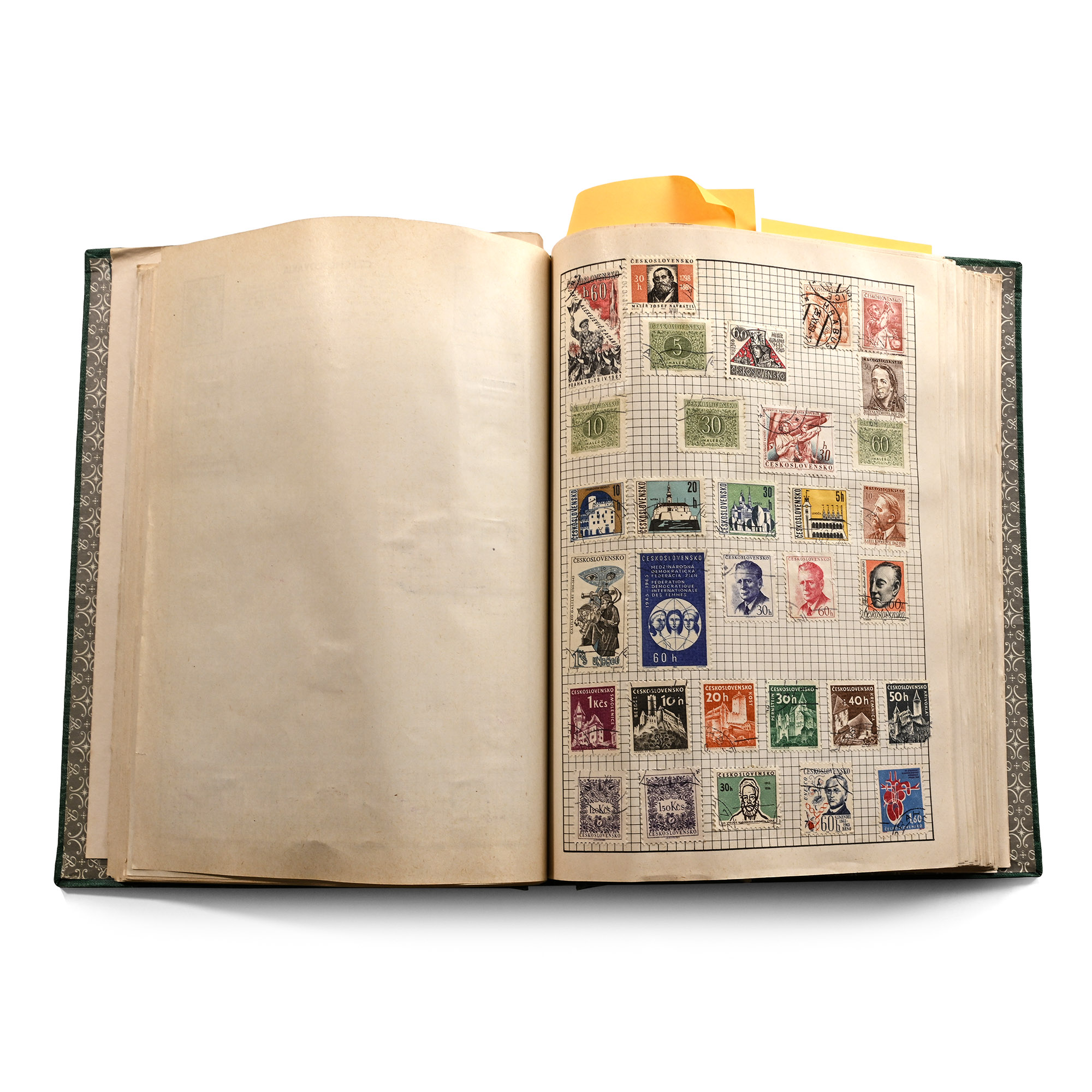 The Movaleaf Illustrated Loose-Leaf Stamp Album