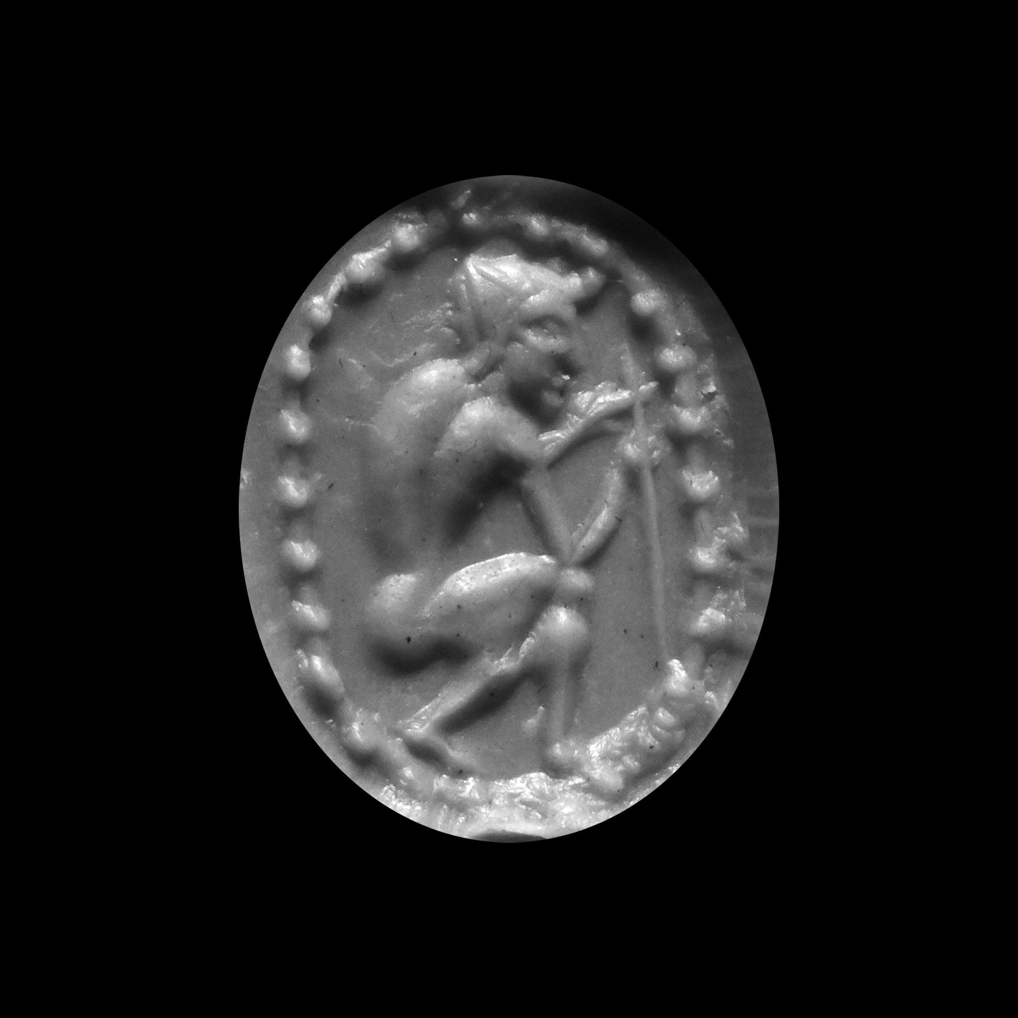 Etruscan Carnelian Scarab of a Fletcher in Gold Ring