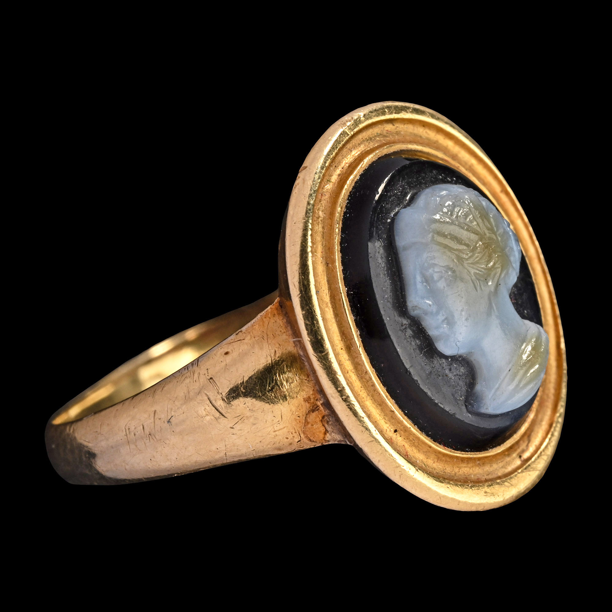Post Medieval Banded Agate Cameo of a Woman in Gold Ring