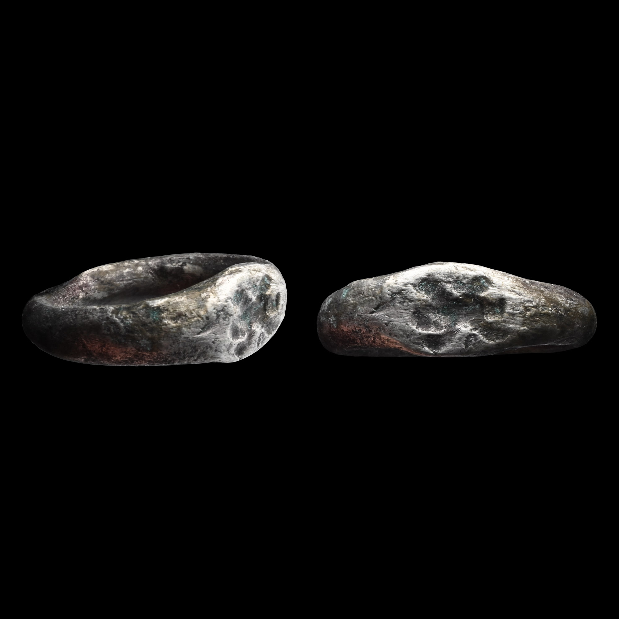 Roman Silver Ring with Lizard