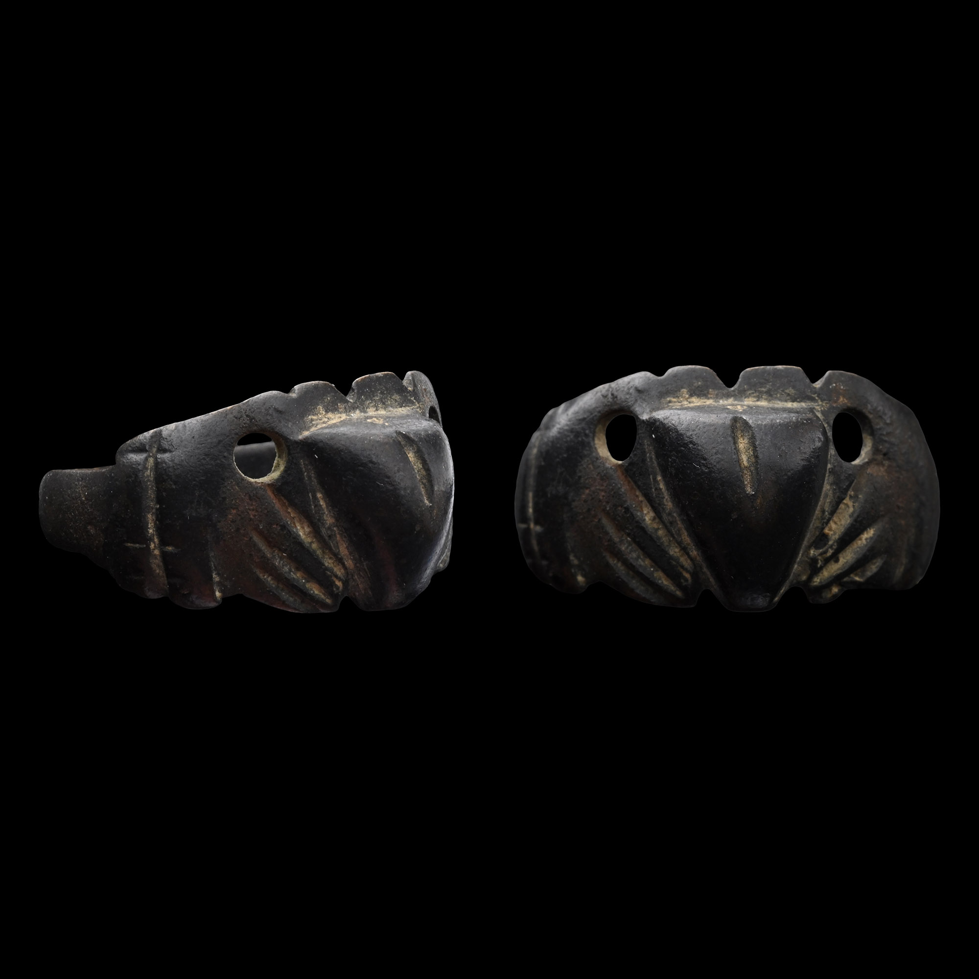 Stuart Period Bronze Hands Holding Heart Ring