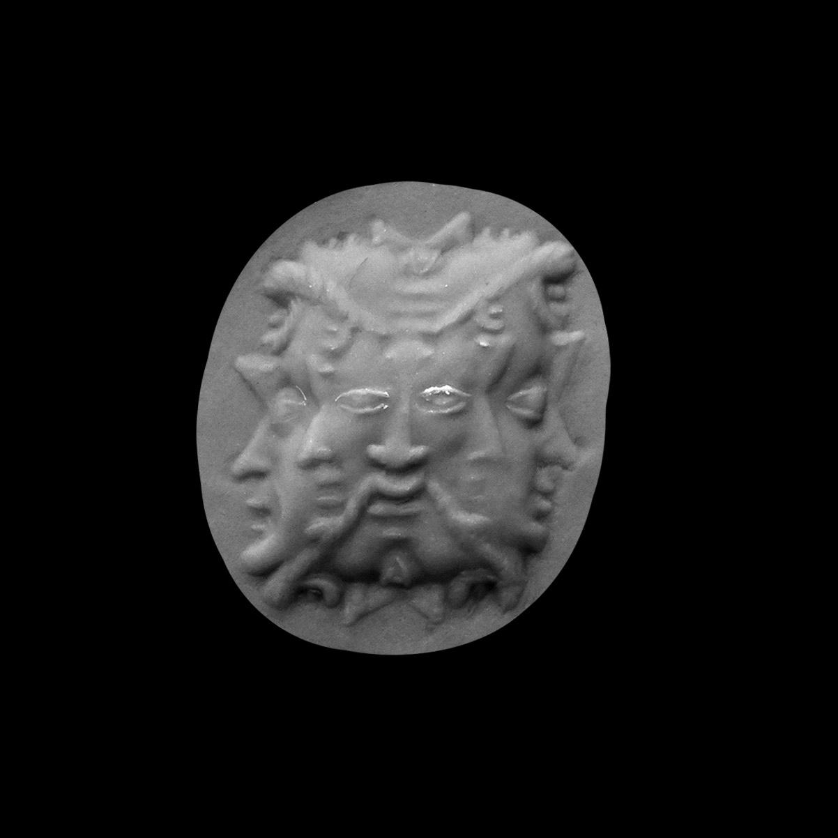 Post Medieval Gold Ring with Carnelian Gemstone with Fourteen Faces