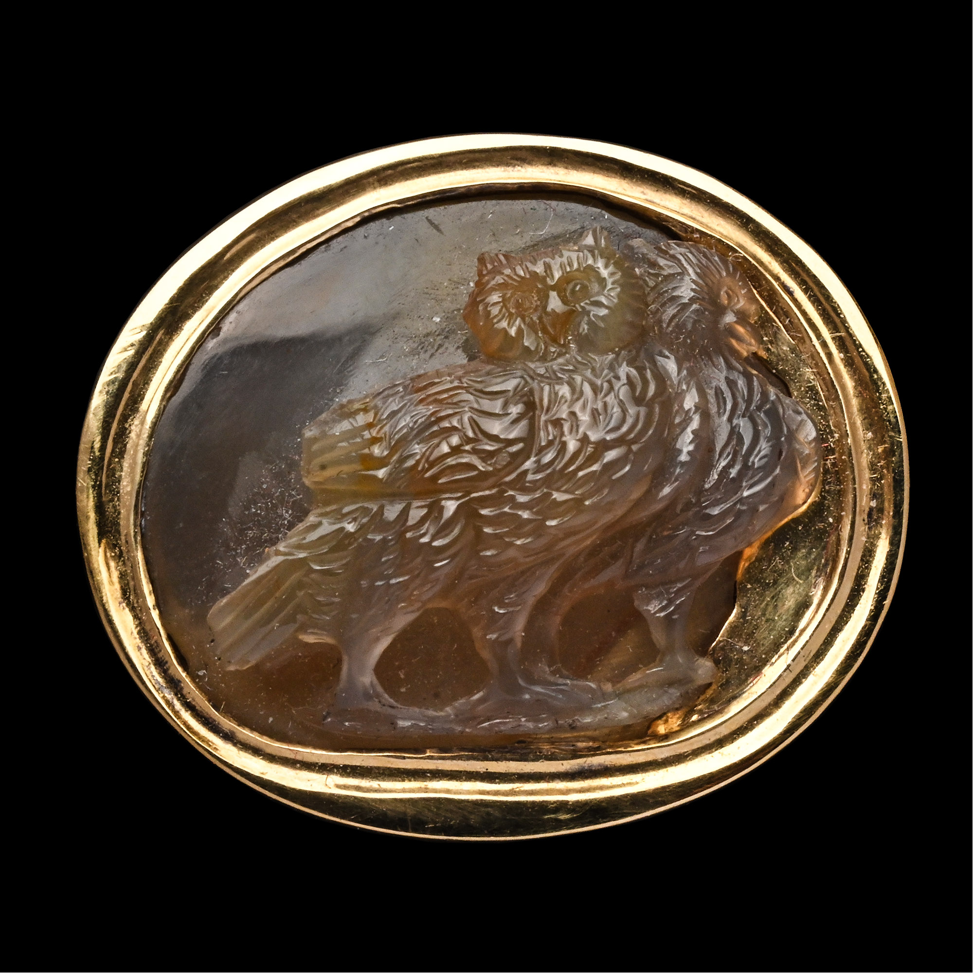 Renaissance Agate Cameo of Two Owls in Gold Ring