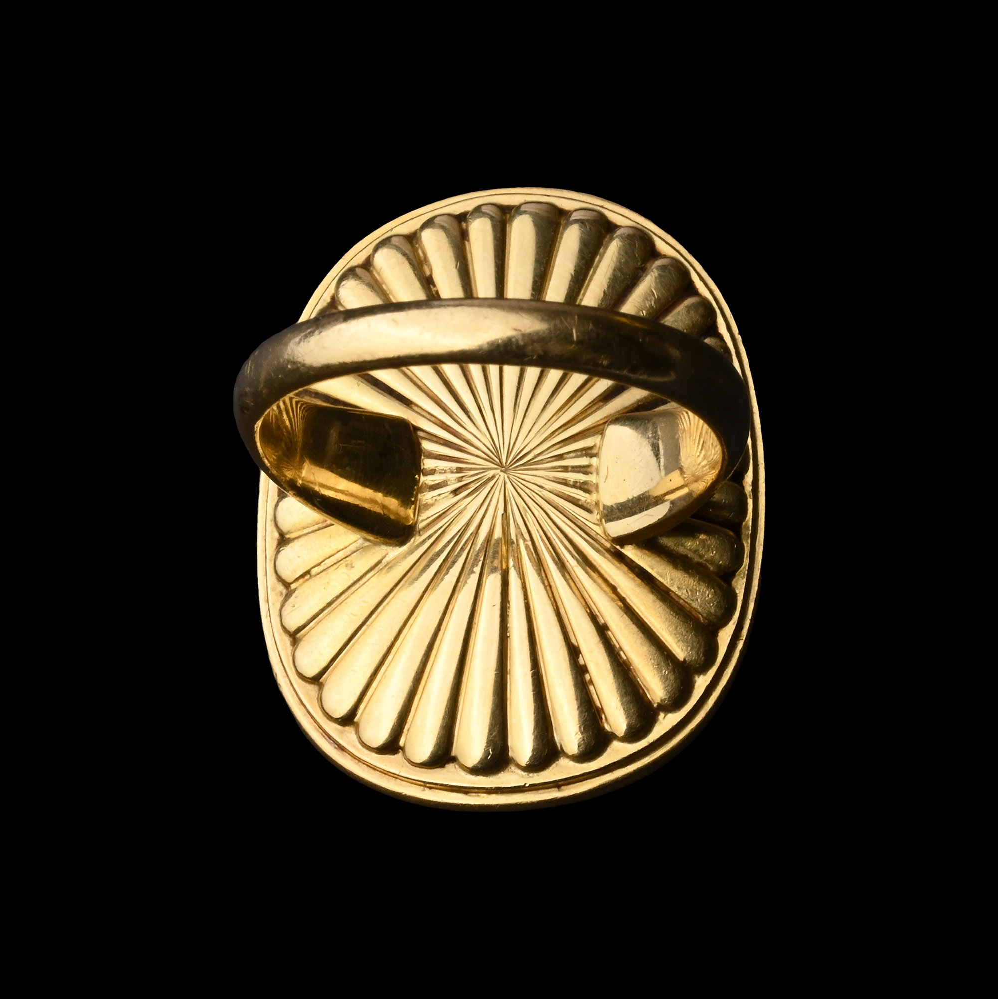 Georgian Gold Ring with Renaissance Cameo of a Muse