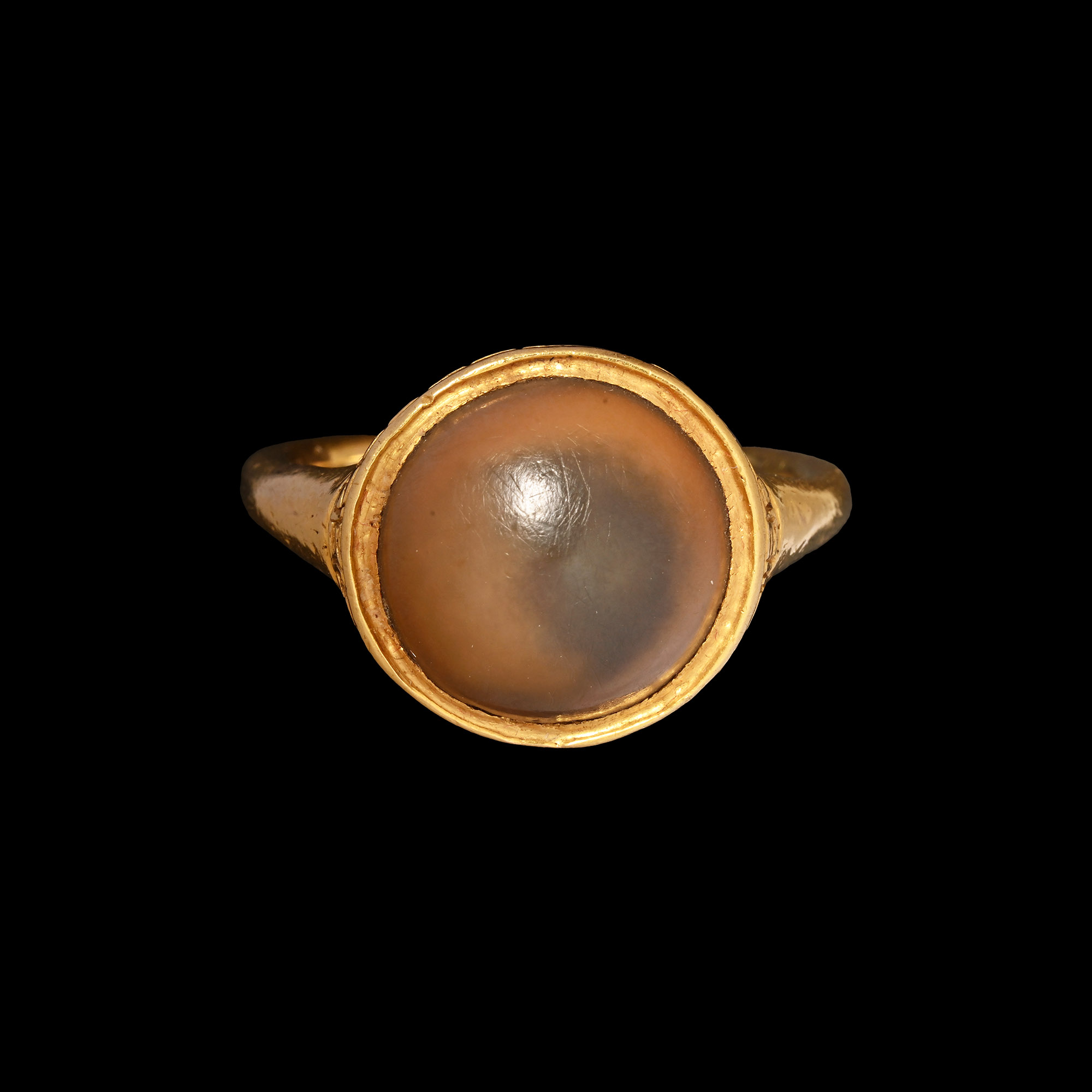 Renaissance Gold Ring with Toadstone