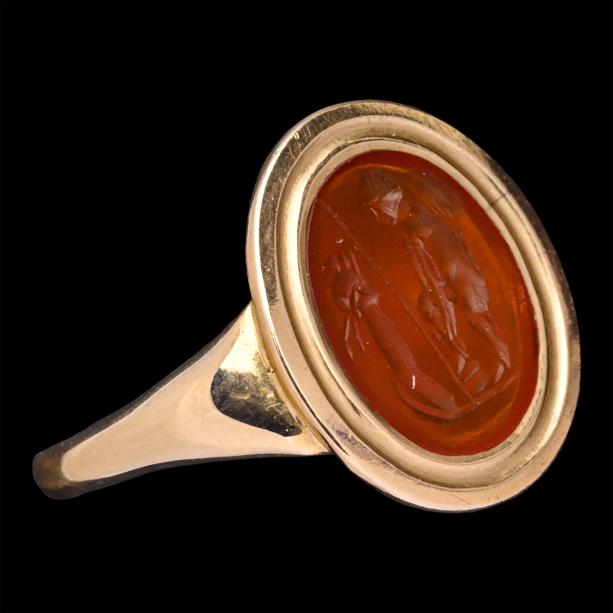 Roman Carnelian Gemstone with Eros Before an Altar in Gold Ring