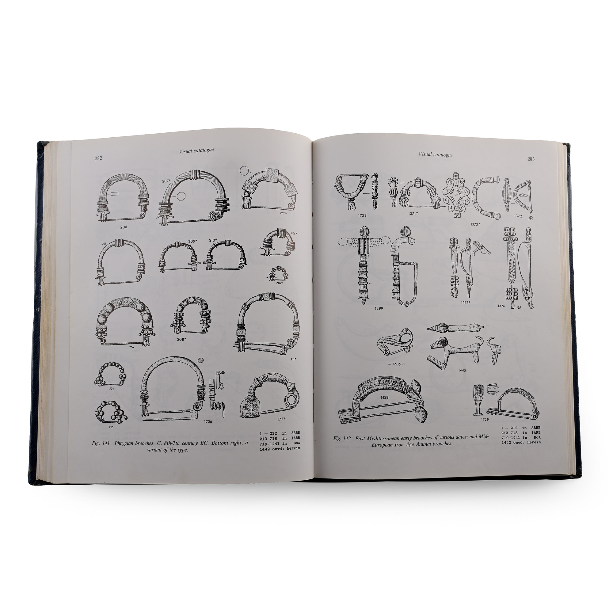Ancient Brooches and Other Artifacts, Volume Four - by Richard Hattatt