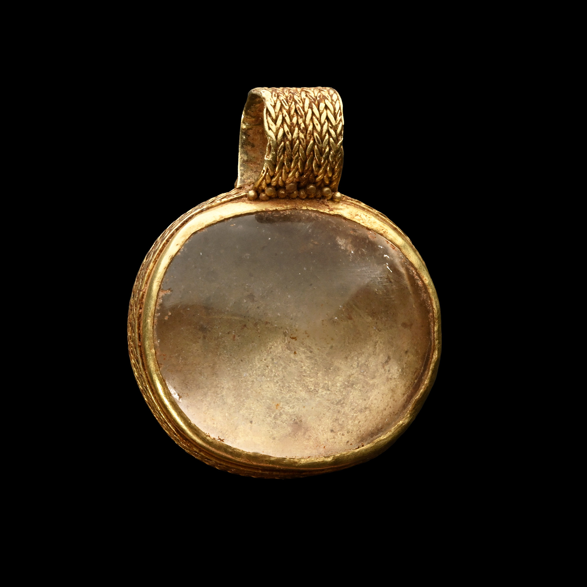 Neo-Assyrian Rock Crystal Pendant in Decorative Gold Setting