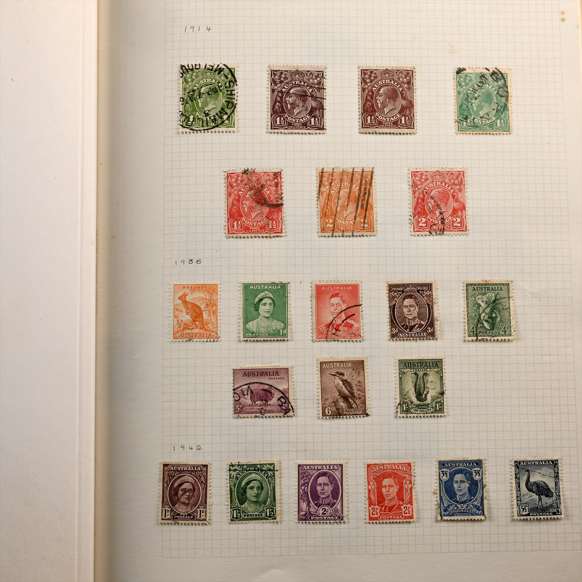 Mixed Group of Stamp Albums Mostly Poland and Great Britain