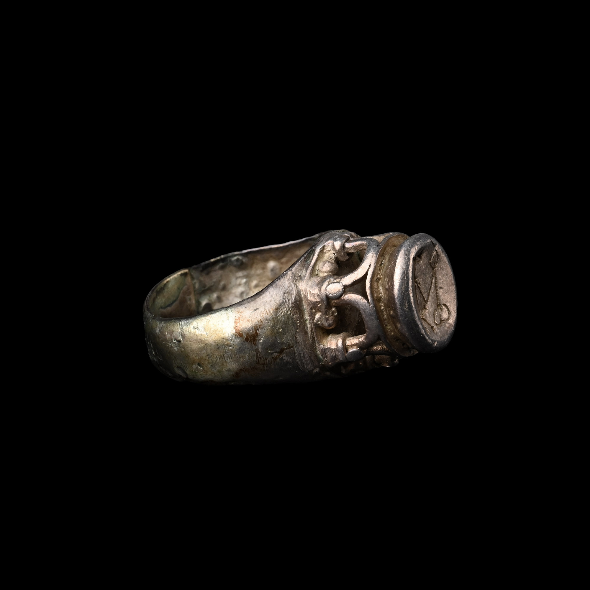 Gothic Silver Ring with Temple Bezel